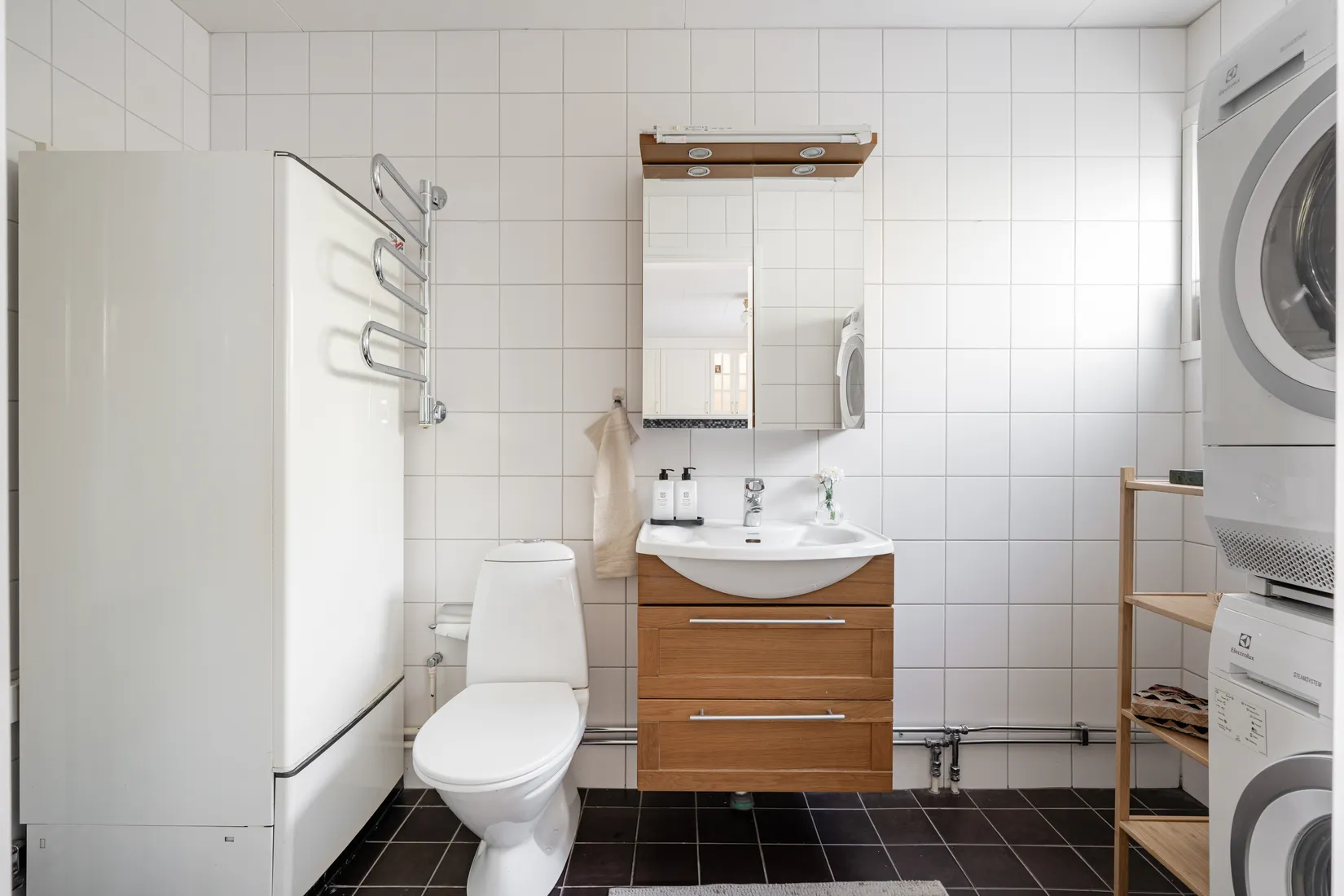 Villa, Radhus, ALLIANSVÄGEN 90, Gribbylund, Täby