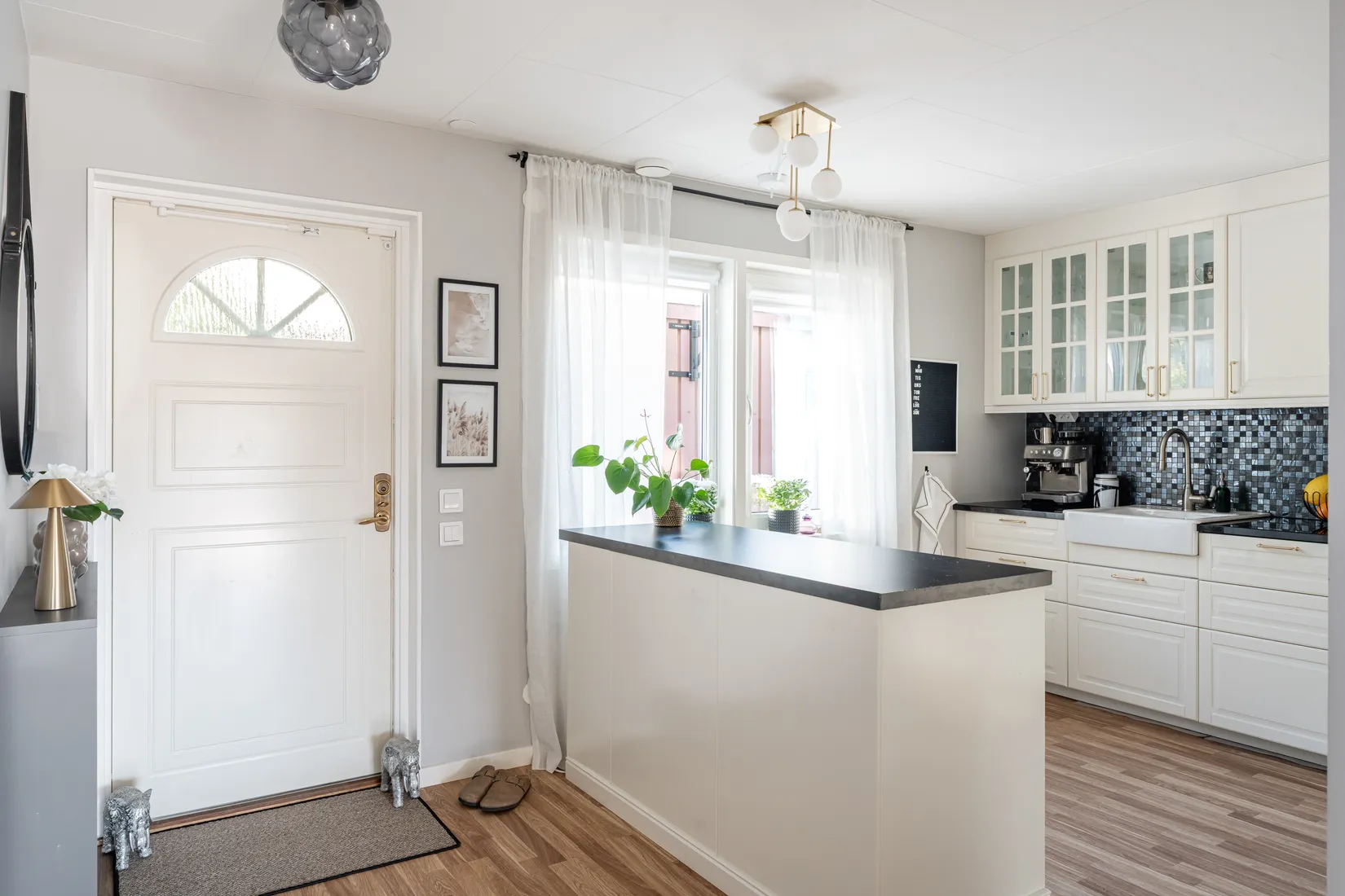 Villa, Radhus, ALLIANSVÄGEN 90, Gribbylund, Täby