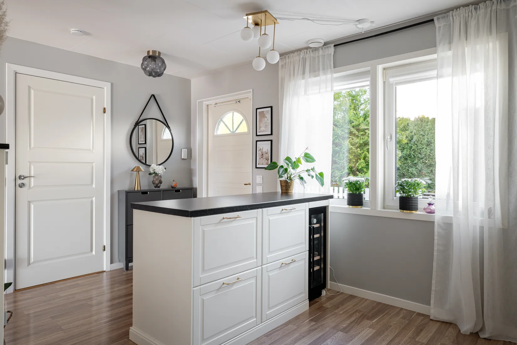 Villa, Radhus, ALLIANSVÄGEN 90, Gribbylund, Täby