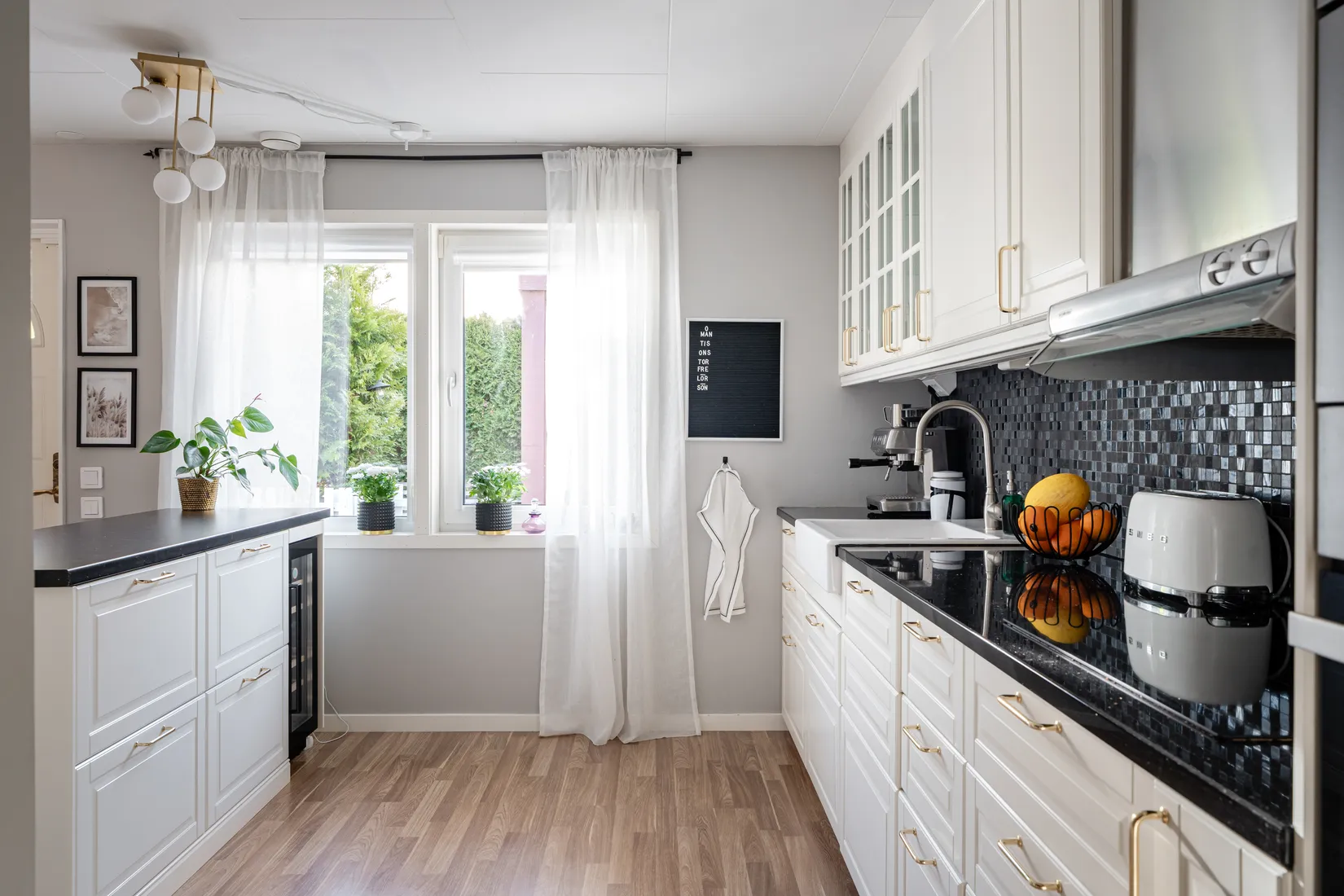 Villa, Radhus, ALLIANSVÄGEN 90, Gribbylund, Täby