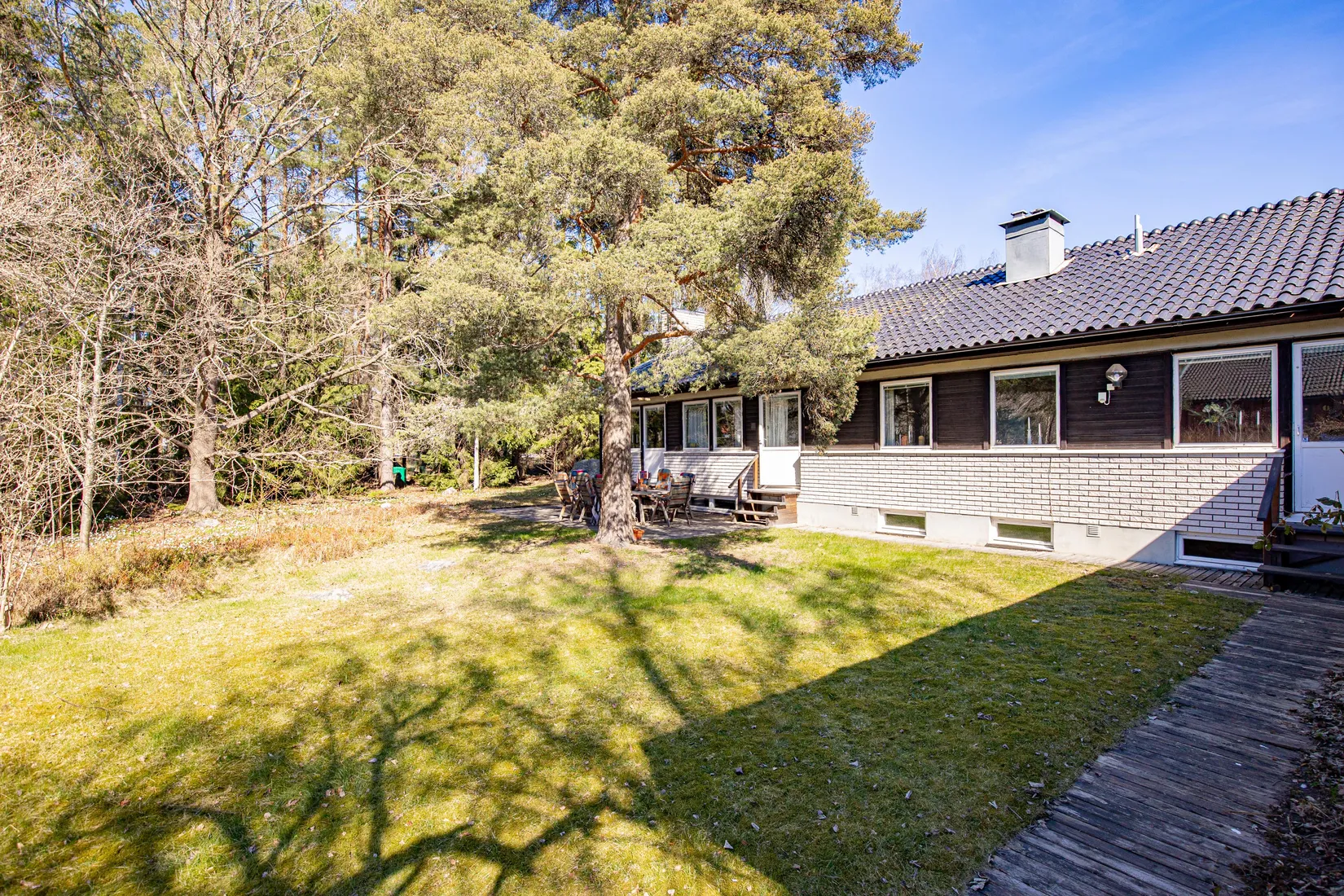 Villa, Boplatsgatan 2, Bjurhovda, Västerås