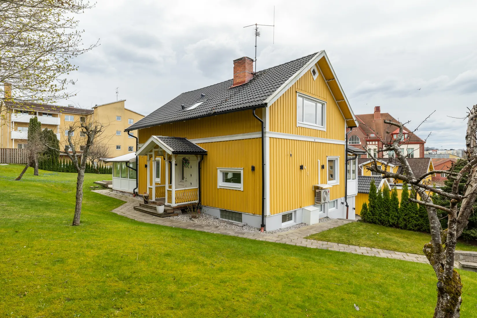 Villa, Götgatan 5, Huskvarna Söder, Jönköping