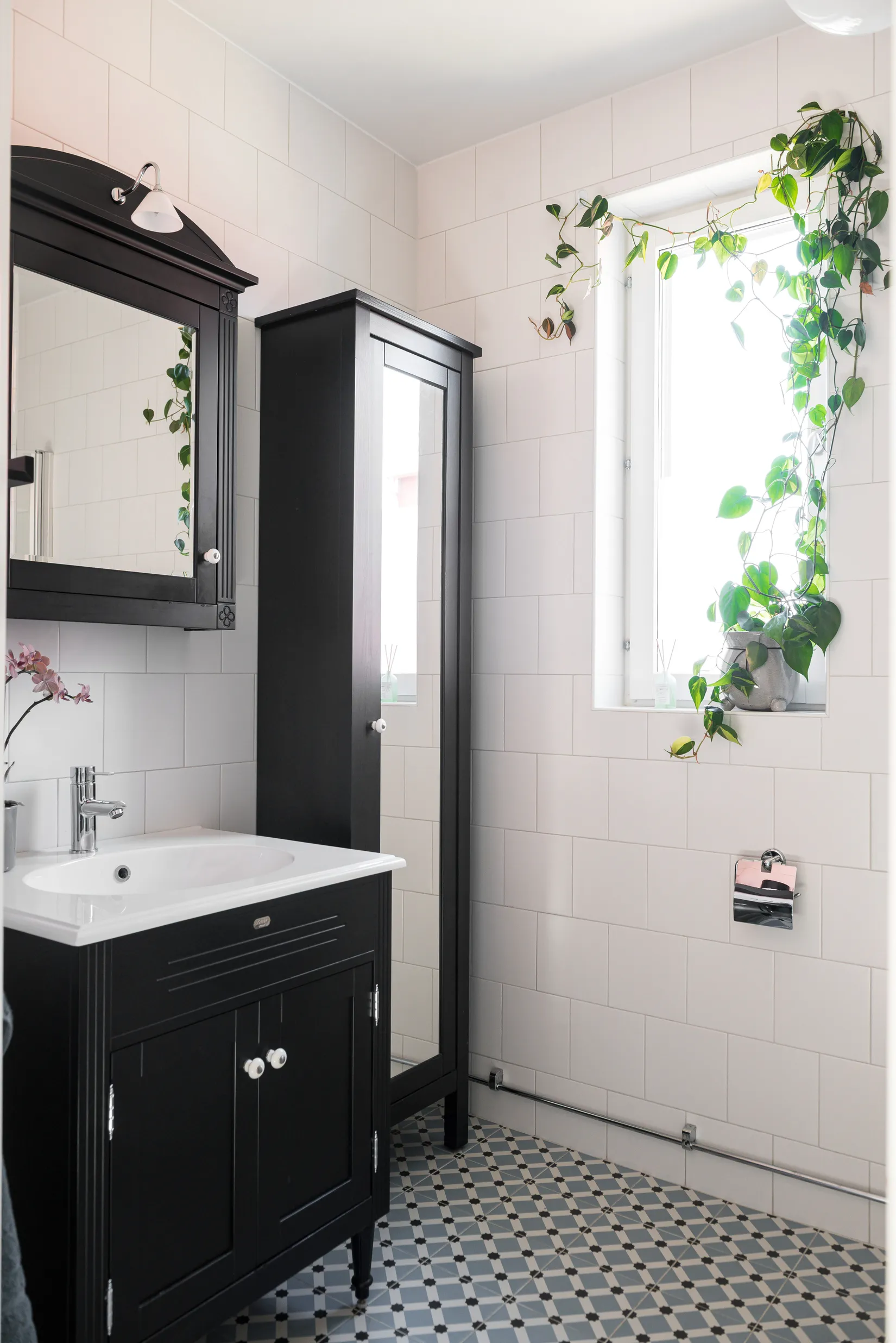 Villa, Vikvägen 3, Bålsta Frösundavik, Håbo