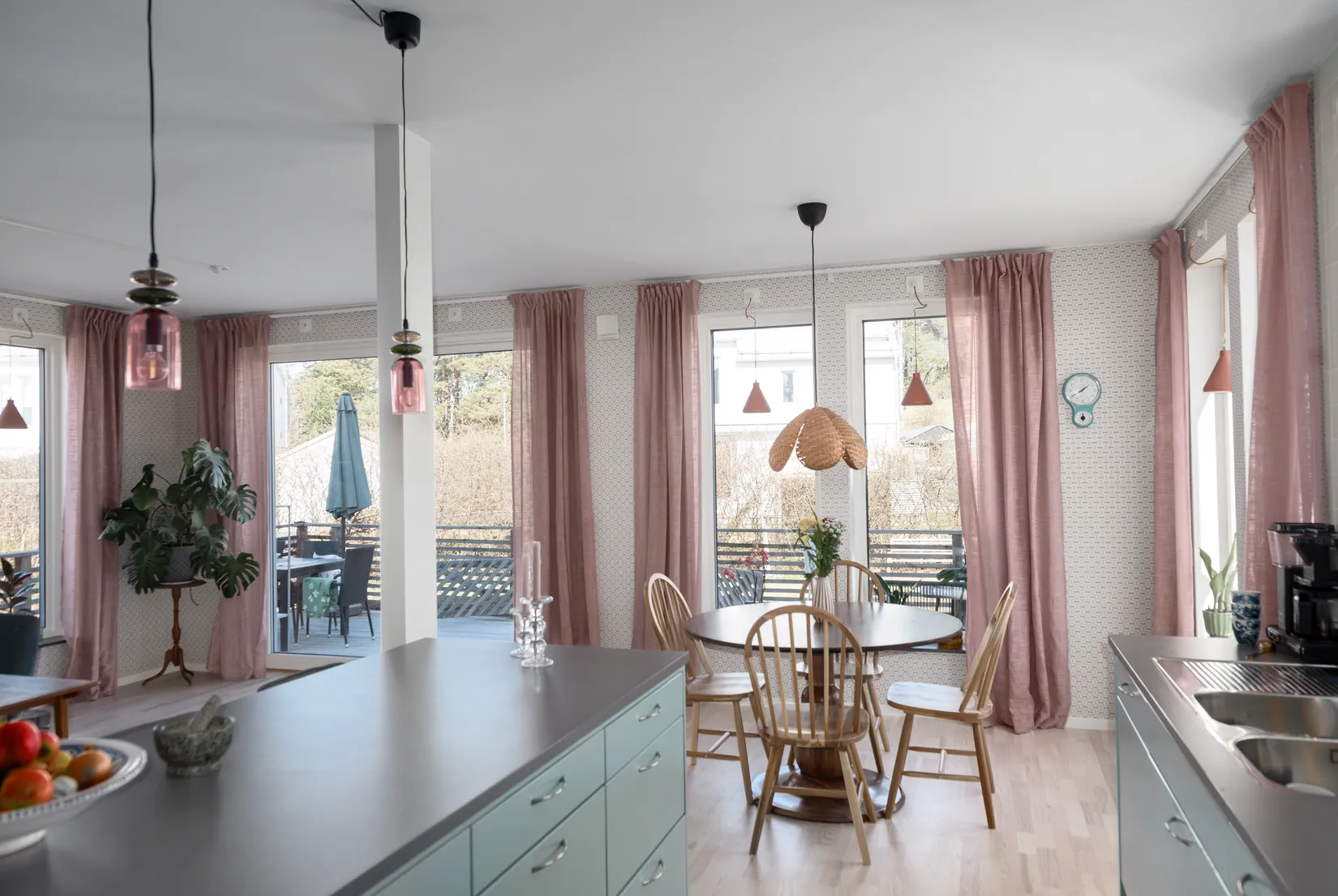 Villa, Vikvägen 3, Bålsta Frösundavik, Håbo