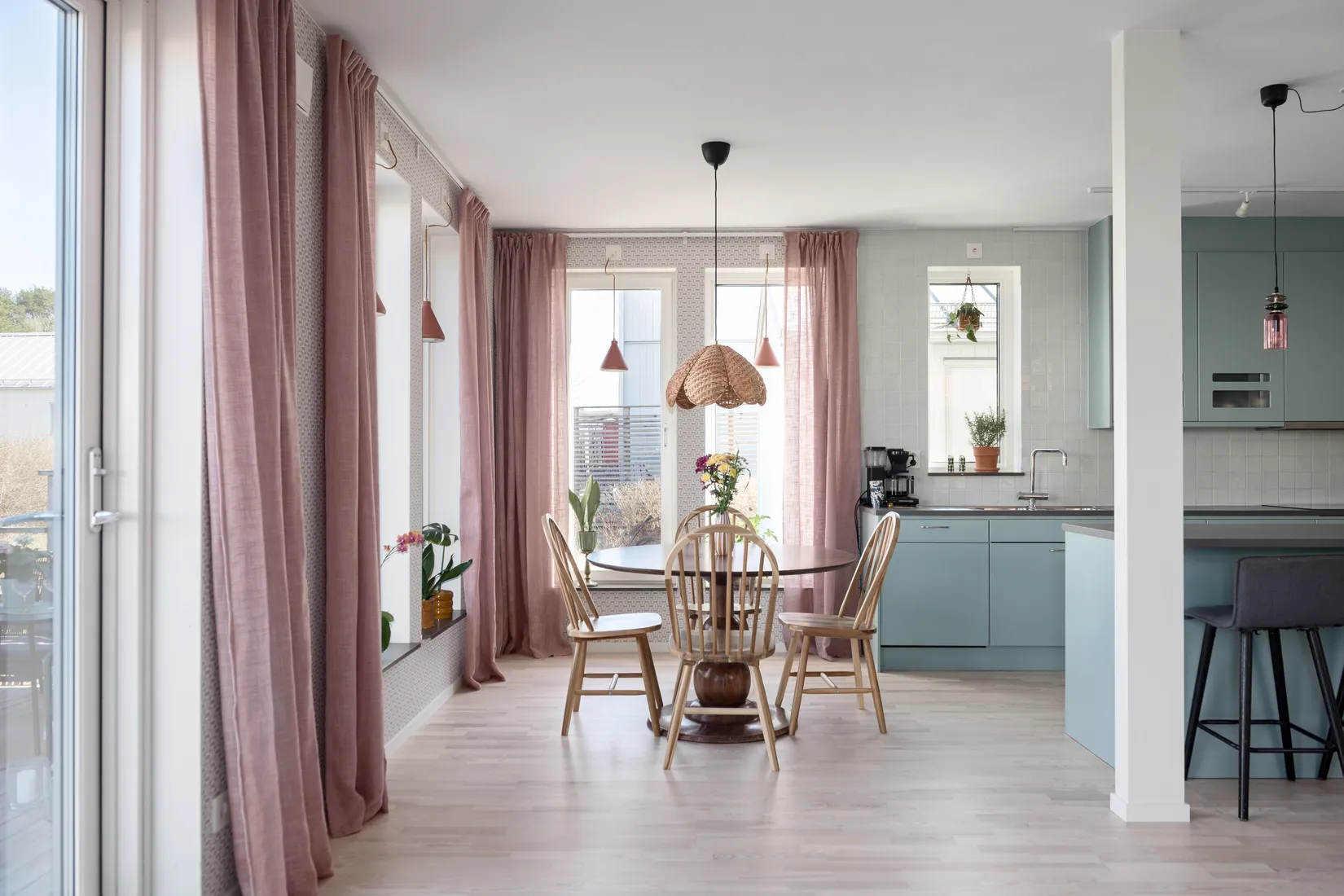 Villa, Vikvägen 3, Bålsta Frösundavik, Håbo