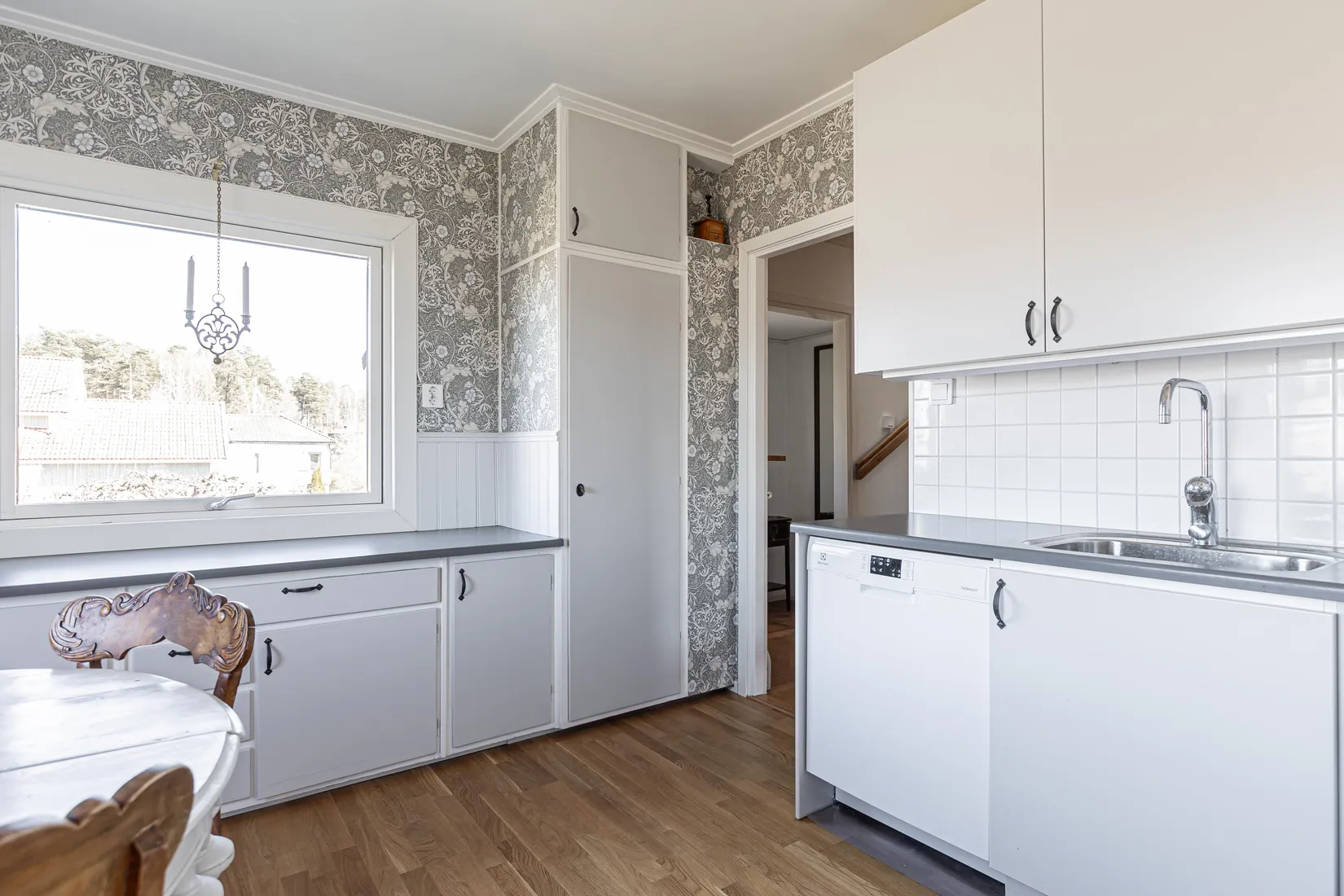 Villa, Parkvägen 17, Södra Skiljebo, Västerås