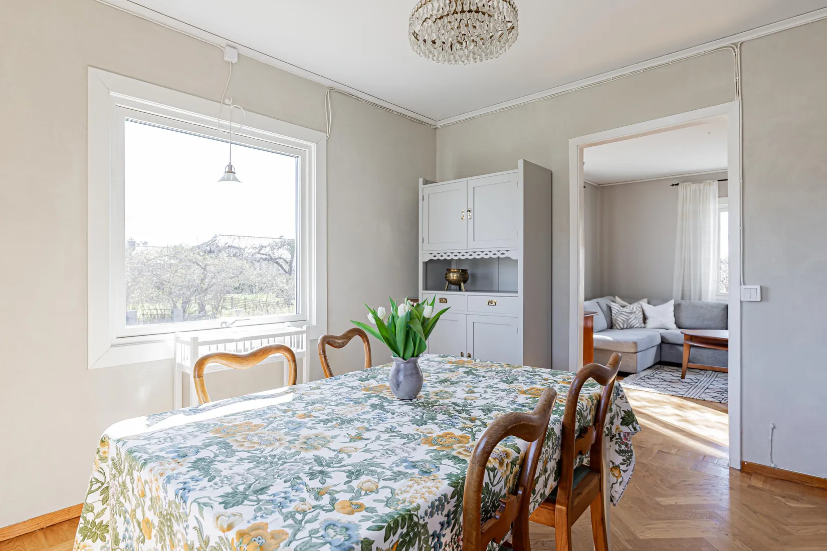 Villa, Parkvägen 17, Södra Skiljebo, Västerås