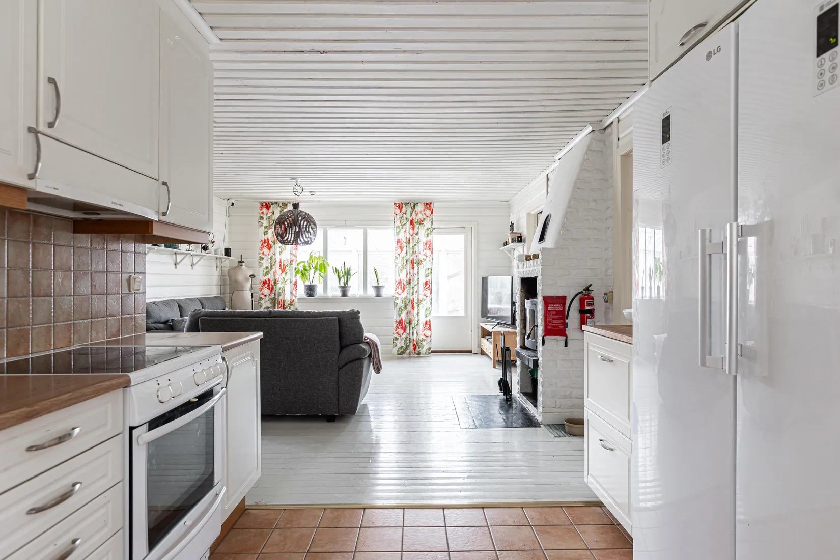 Villa, Årby 42, Hallstahammar