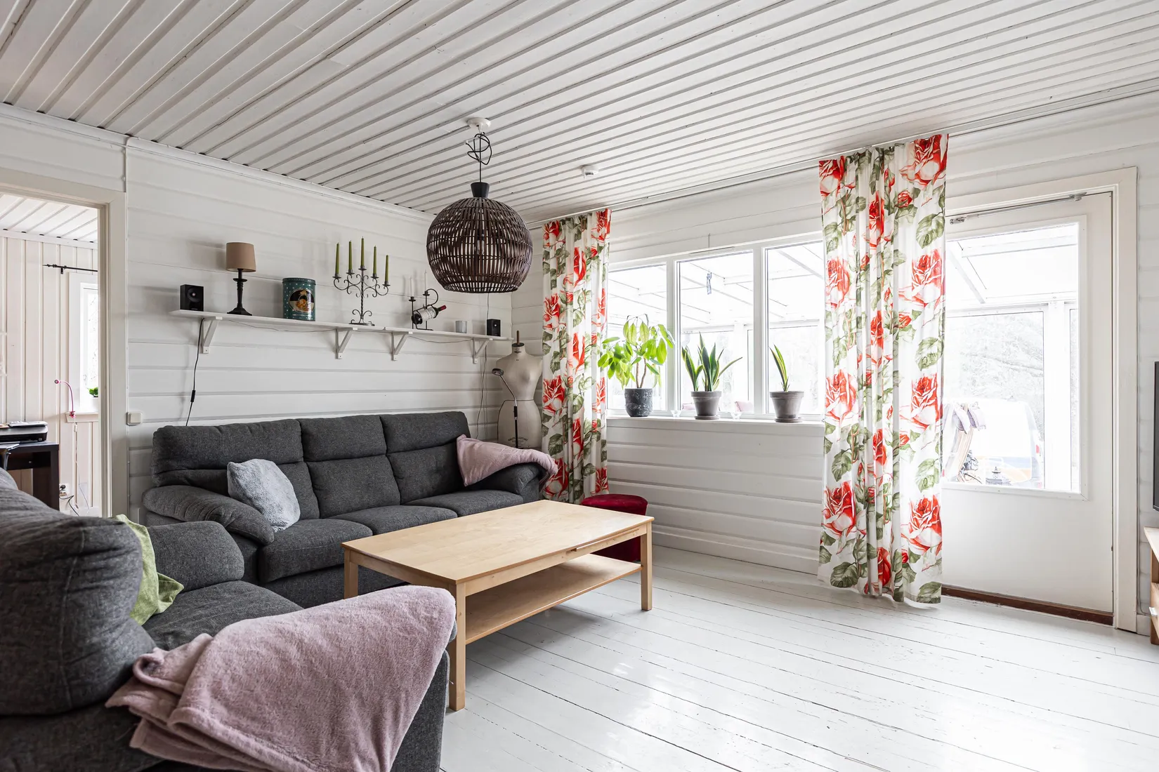 Villa, Årby 42, Hallstahammar