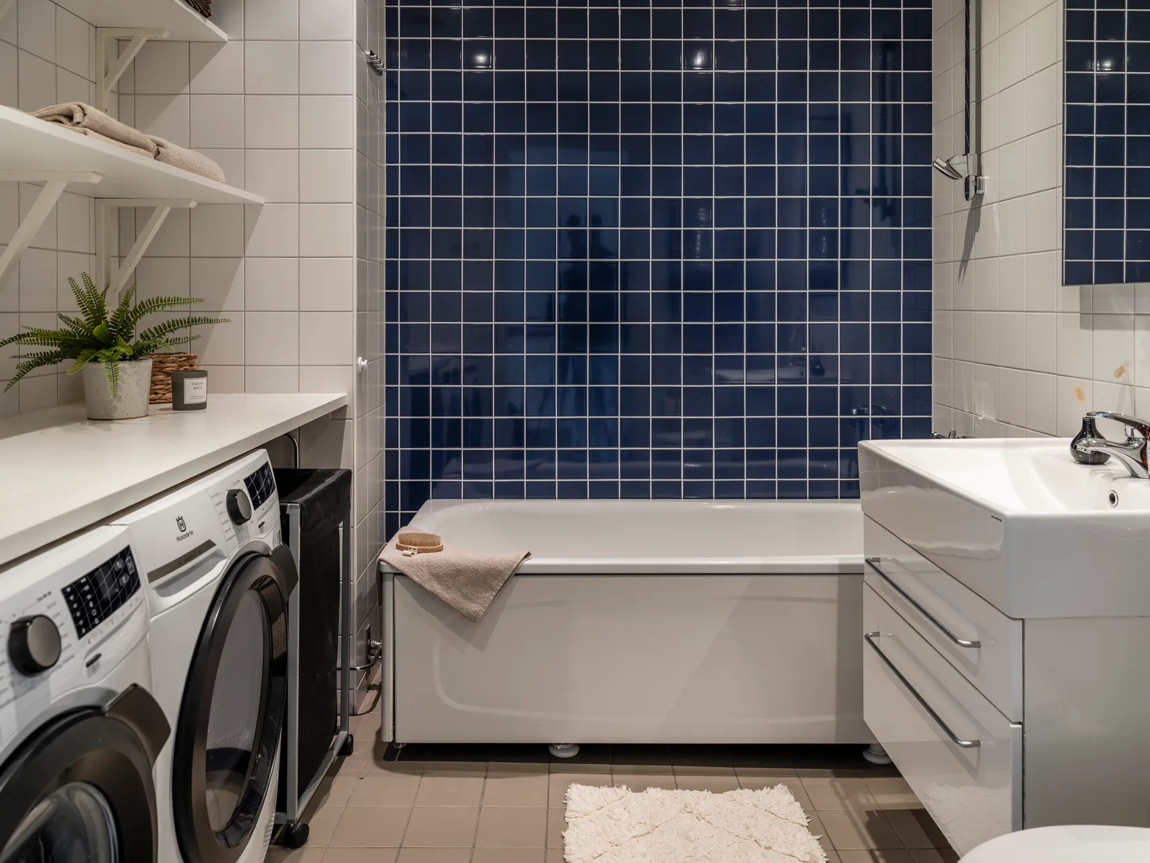 Villa, Radhus, Sländstigen 27, Silverdal, Sollentuna