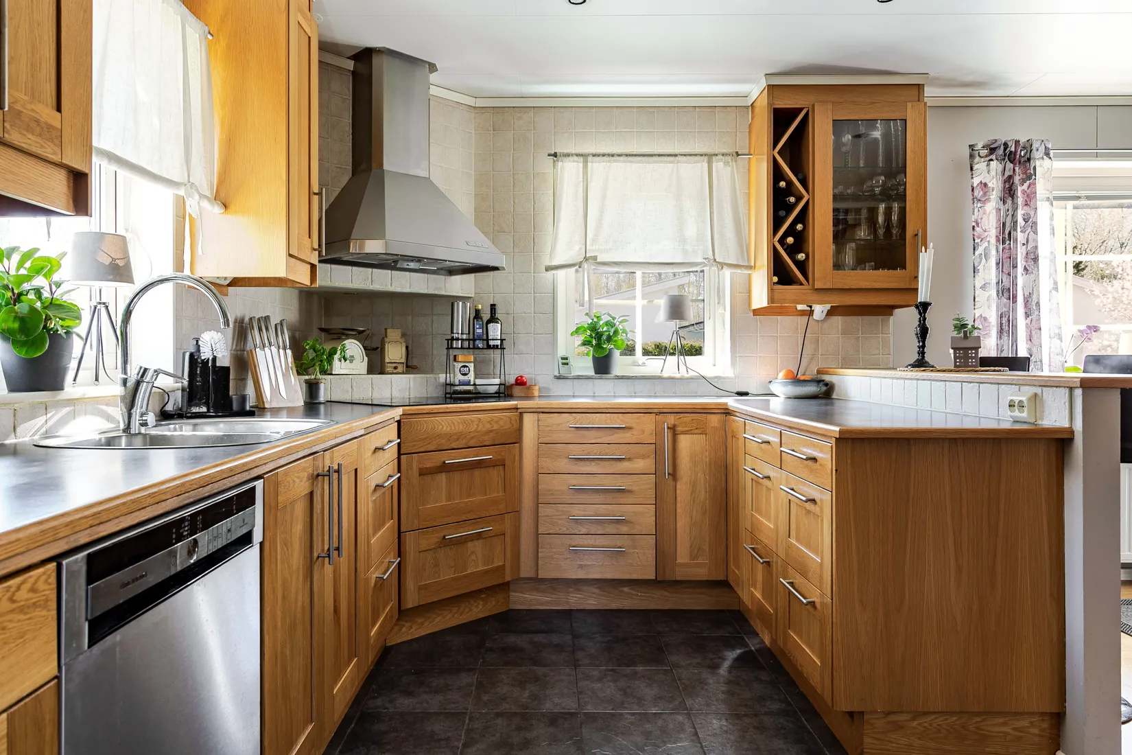 Villa, Flädergatan 8, Motala