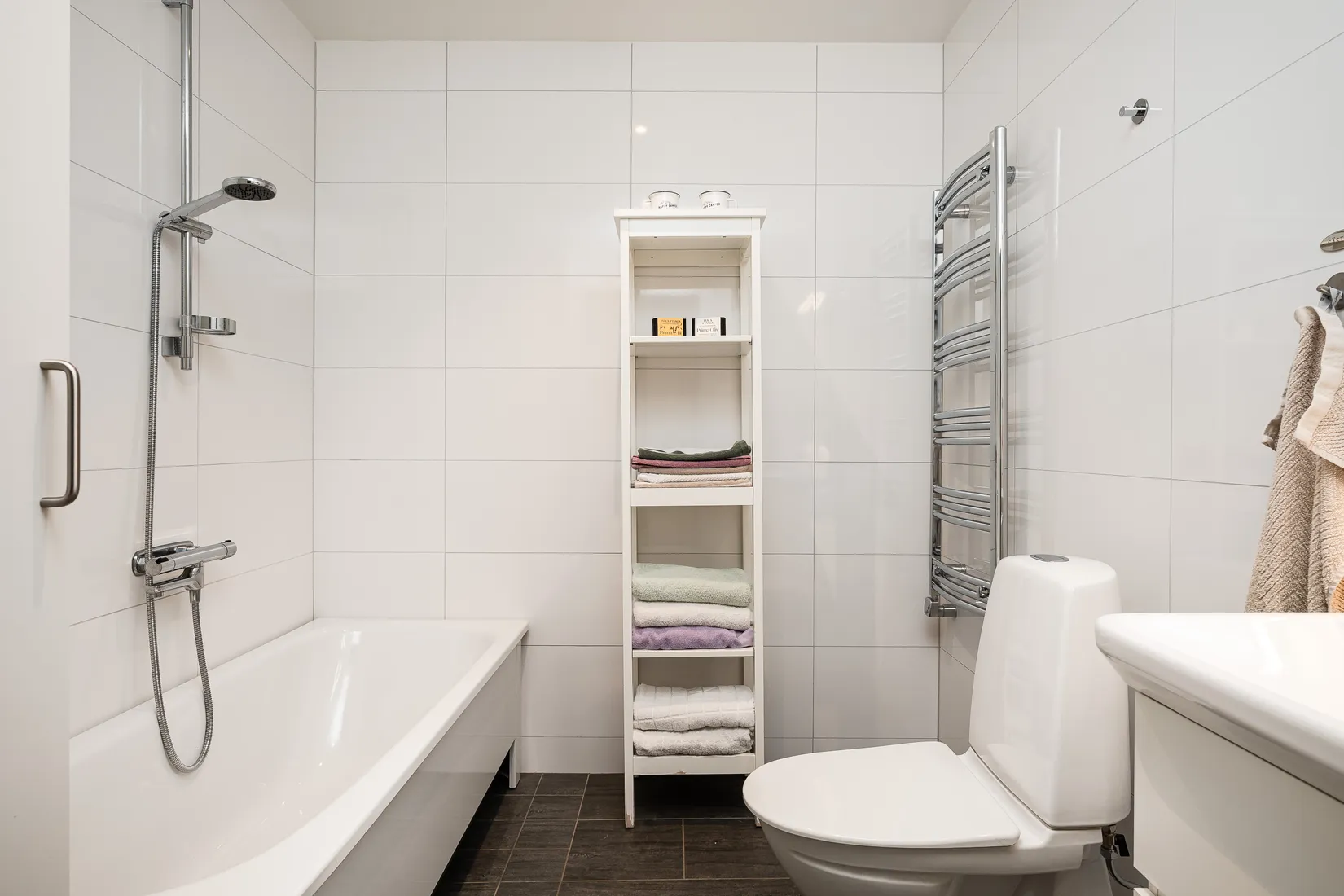 Radhus, Kolonibacken 4, Prästjorden, Härnösand