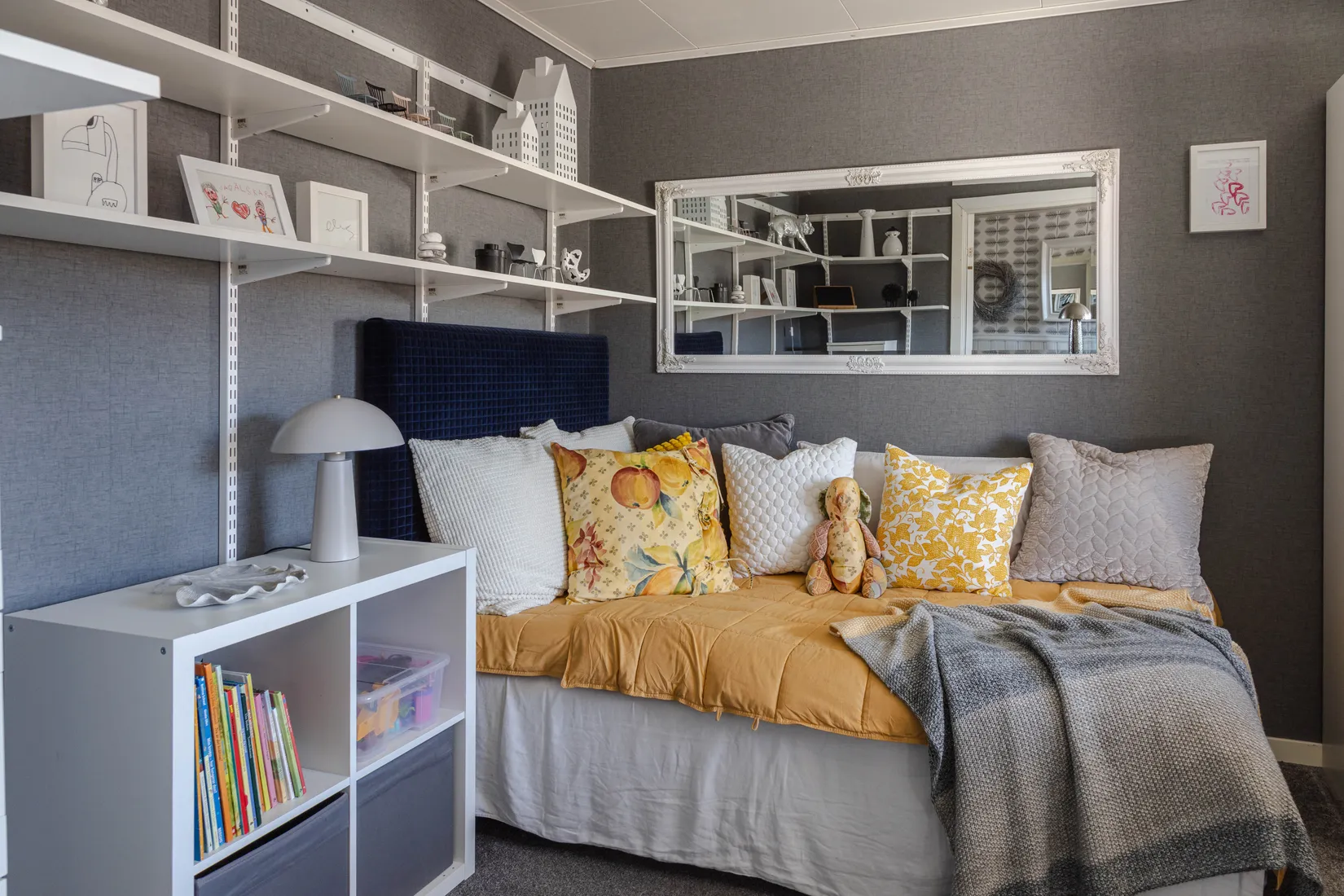 Radhus, Lokförargatan 40, Tillberga, Västerås