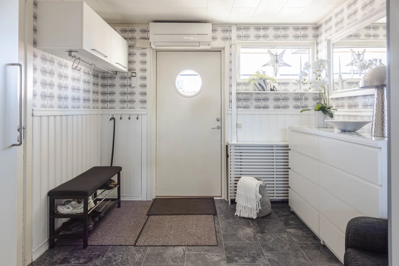 Radhus, Lokförargatan 40, Tillberga, Västerås