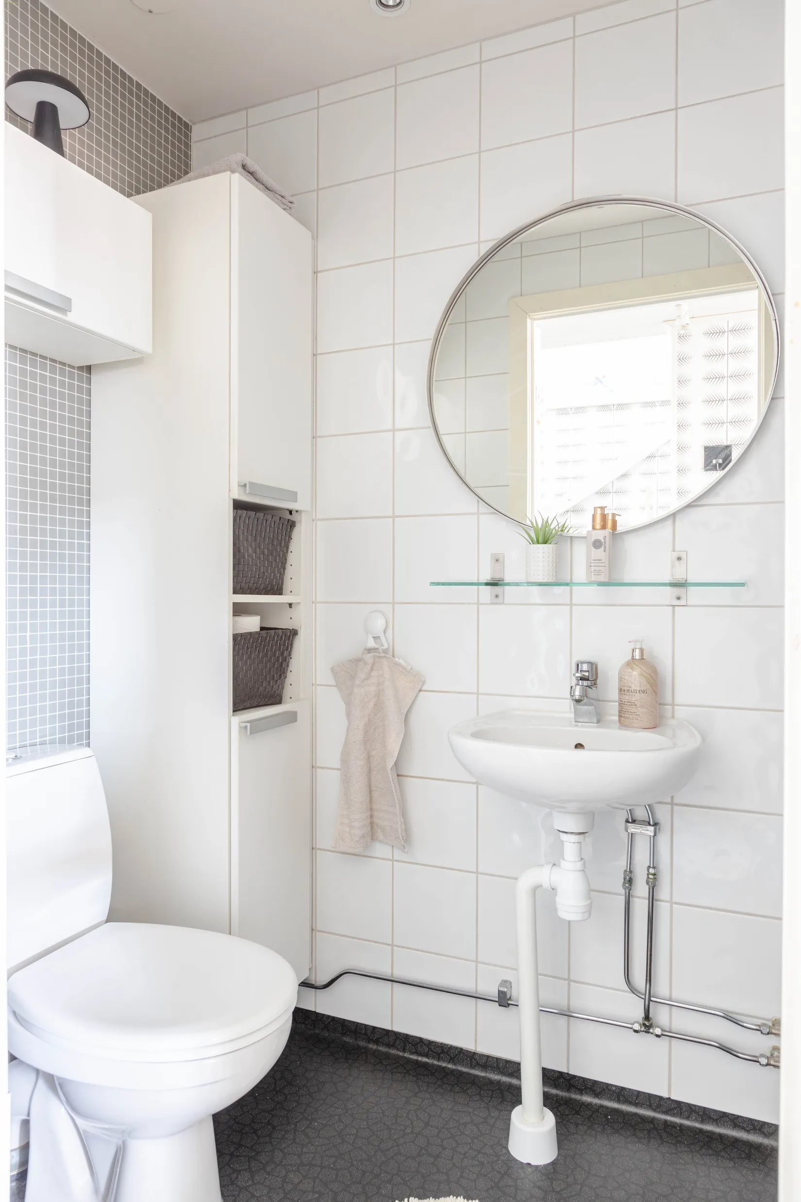 Radhus, Lokförargatan 40, Tillberga, Västerås