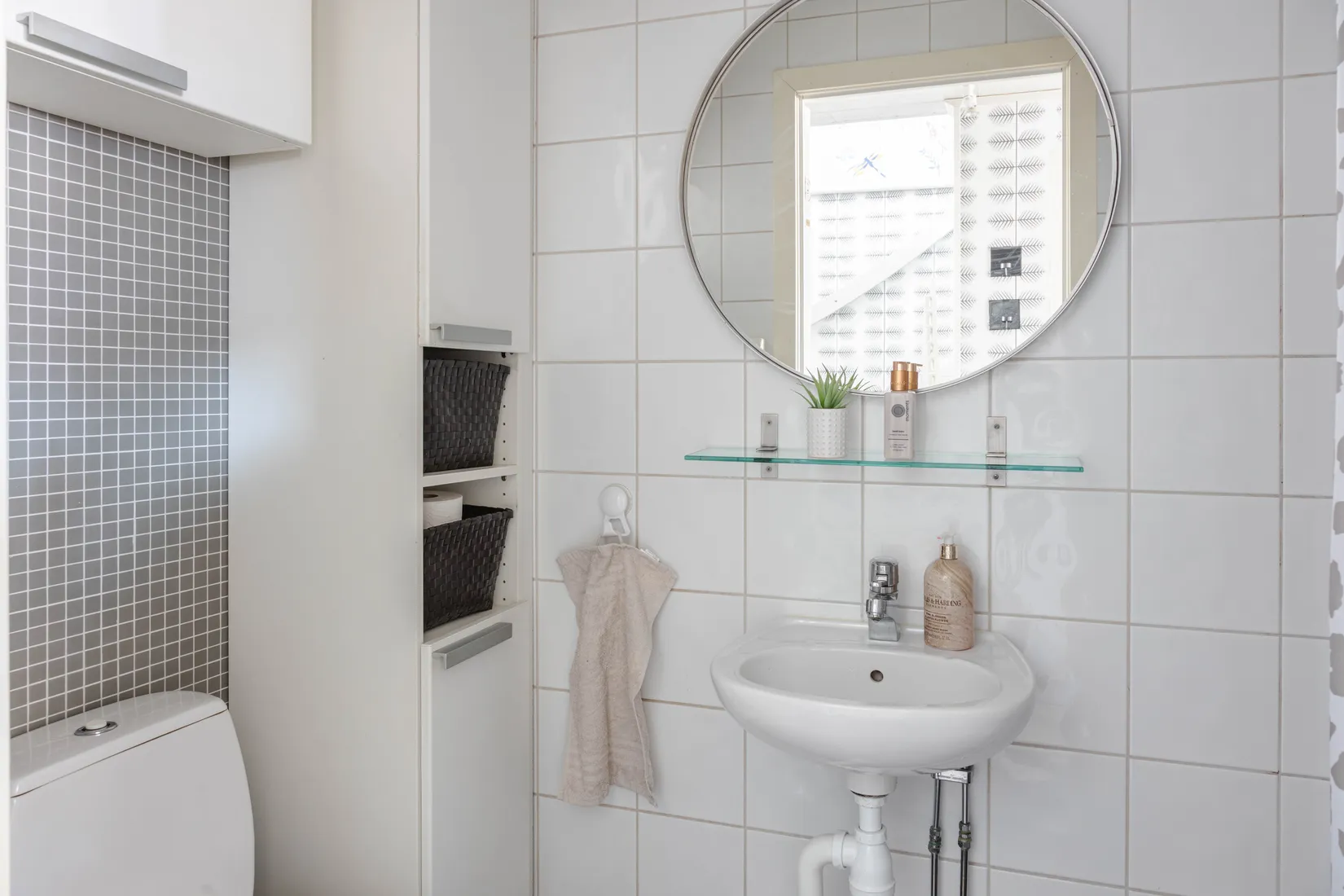 Radhus, Lokförargatan 40, Tillberga, Västerås