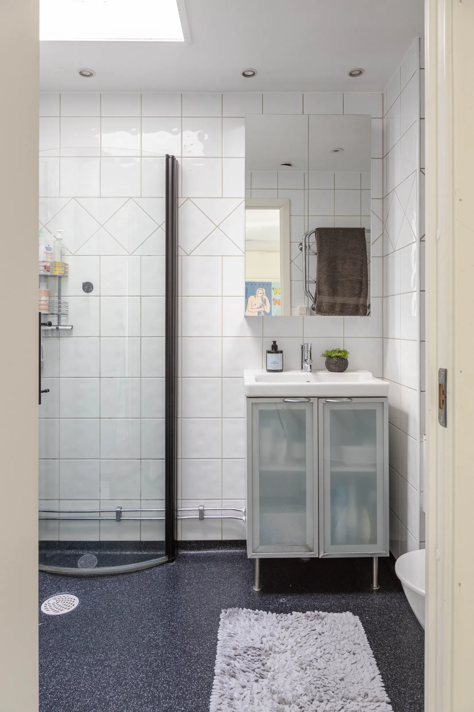 Radhus, Lokförargatan 40, Tillberga, Västerås