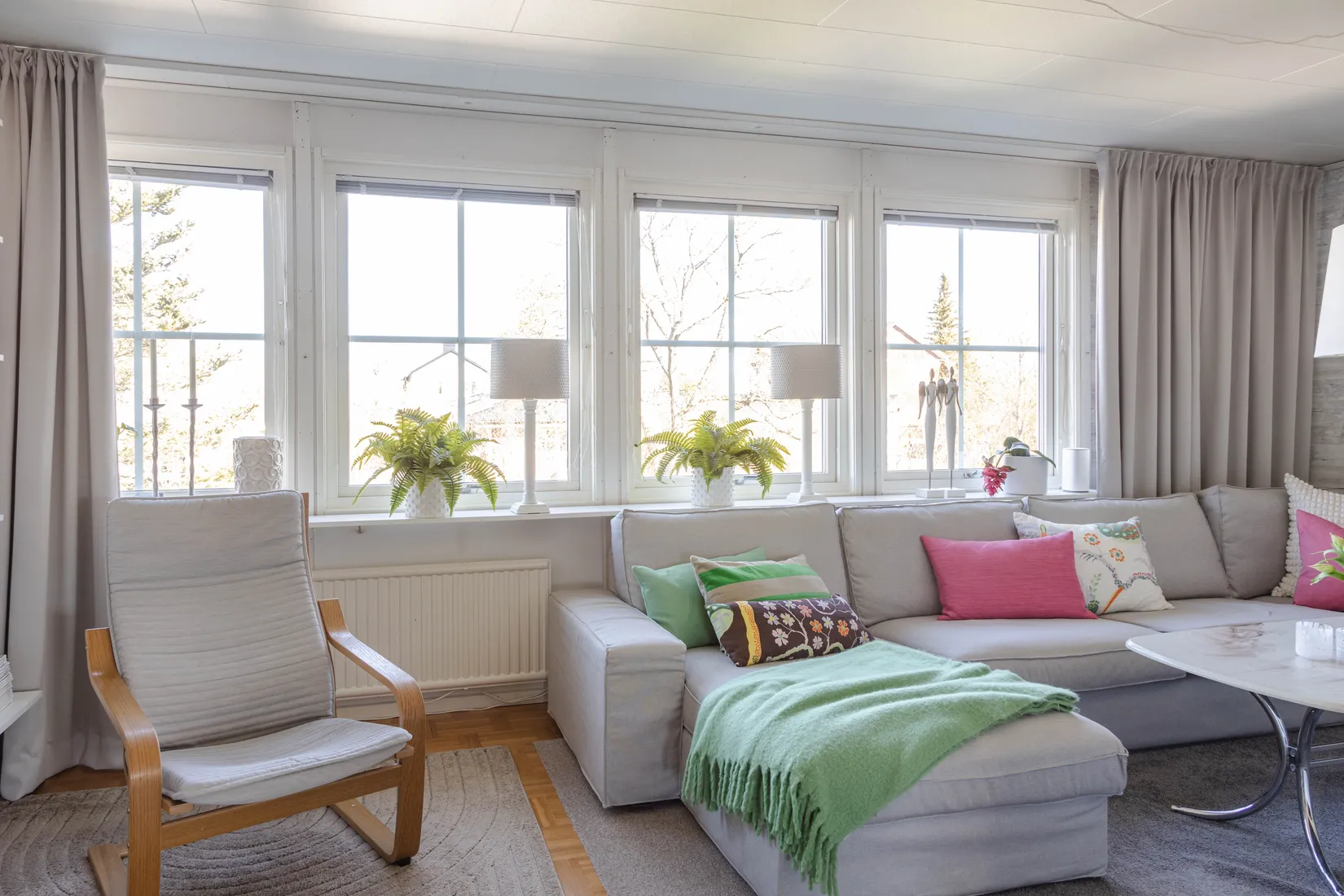 Radhus, Lokförargatan 40, Tillberga, Västerås