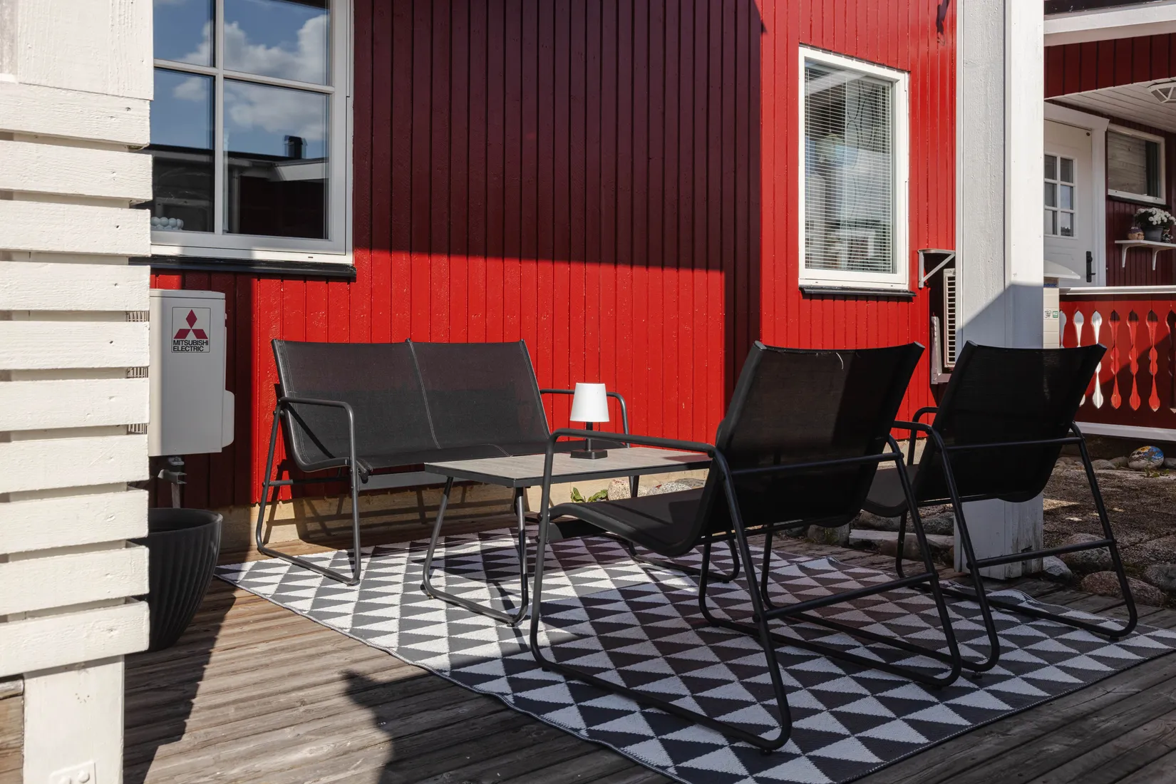 Radhus, Lokförargatan 40, Tillberga, Västerås