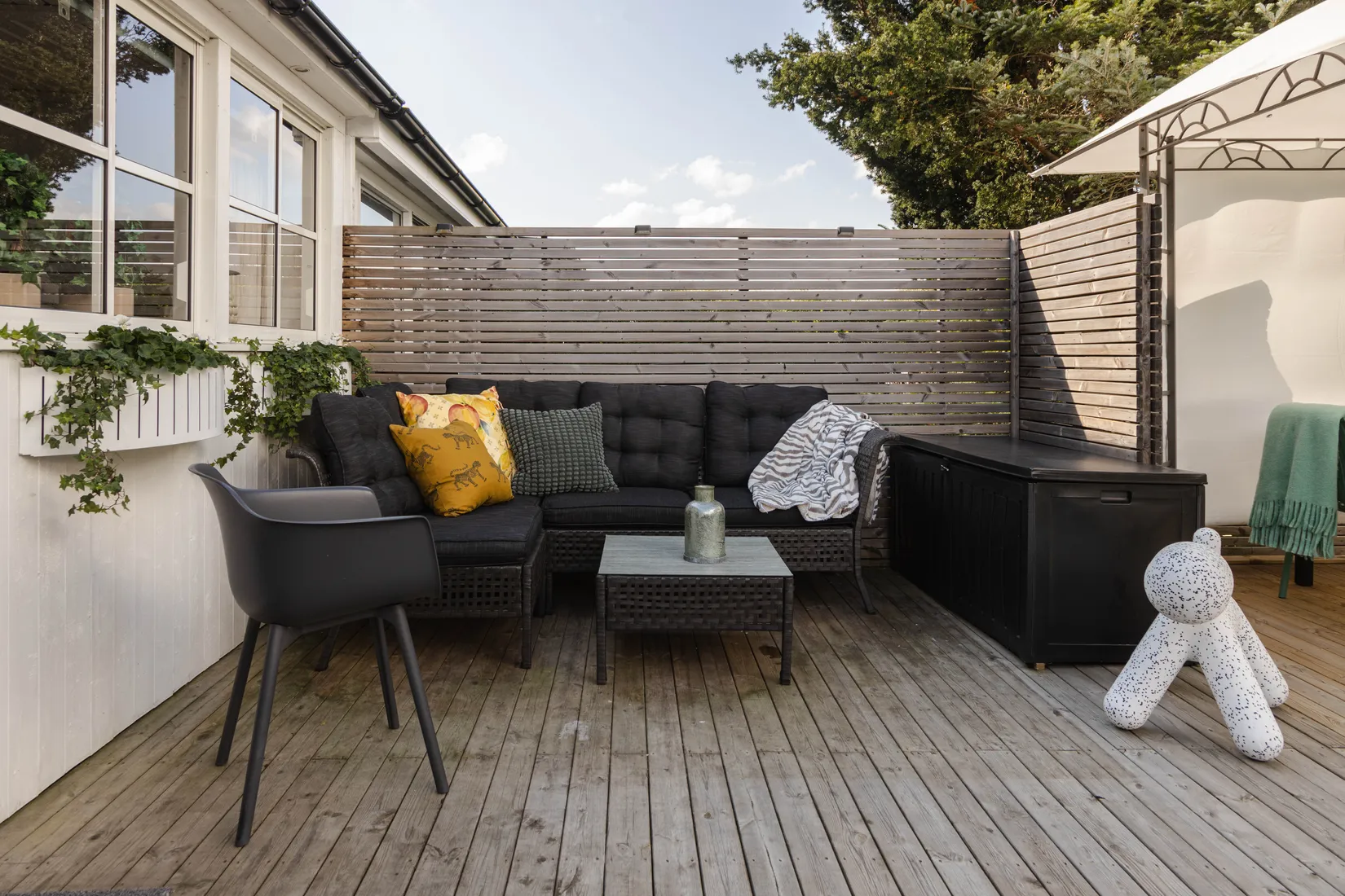 Radhus, Lokförargatan 40, Tillberga, Västerås