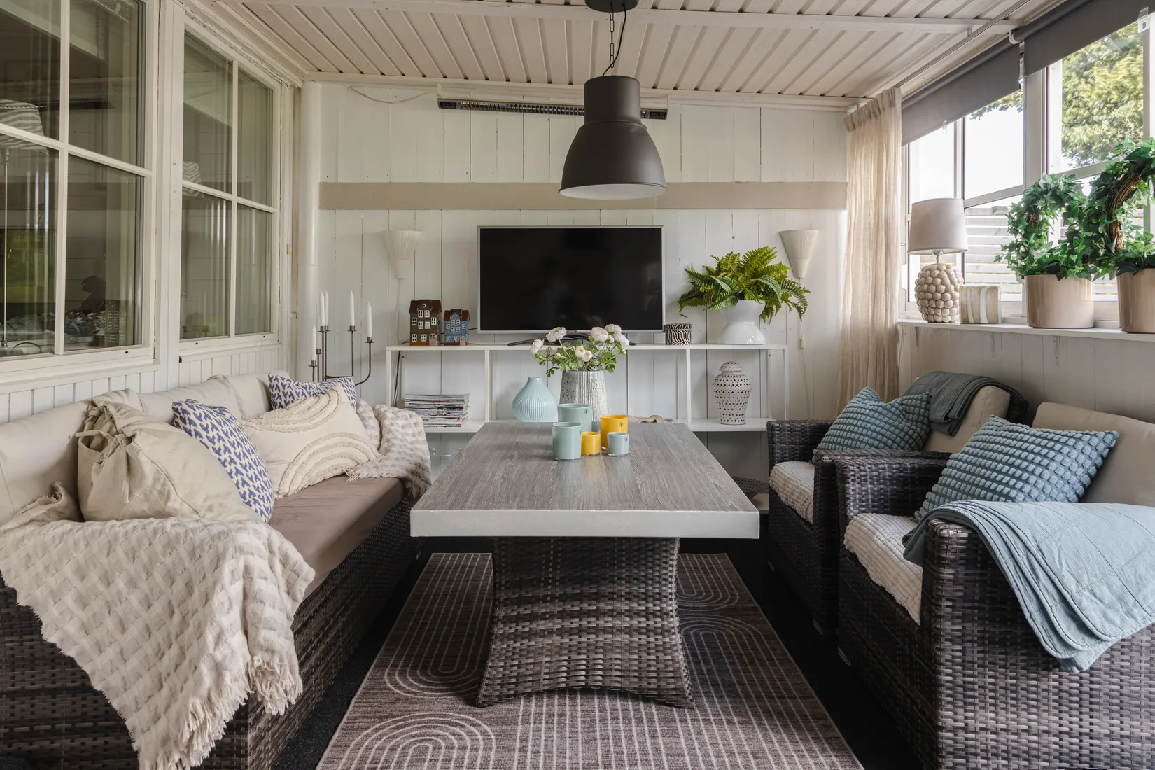 Radhus, Lokförargatan 40, Tillberga, Västerås