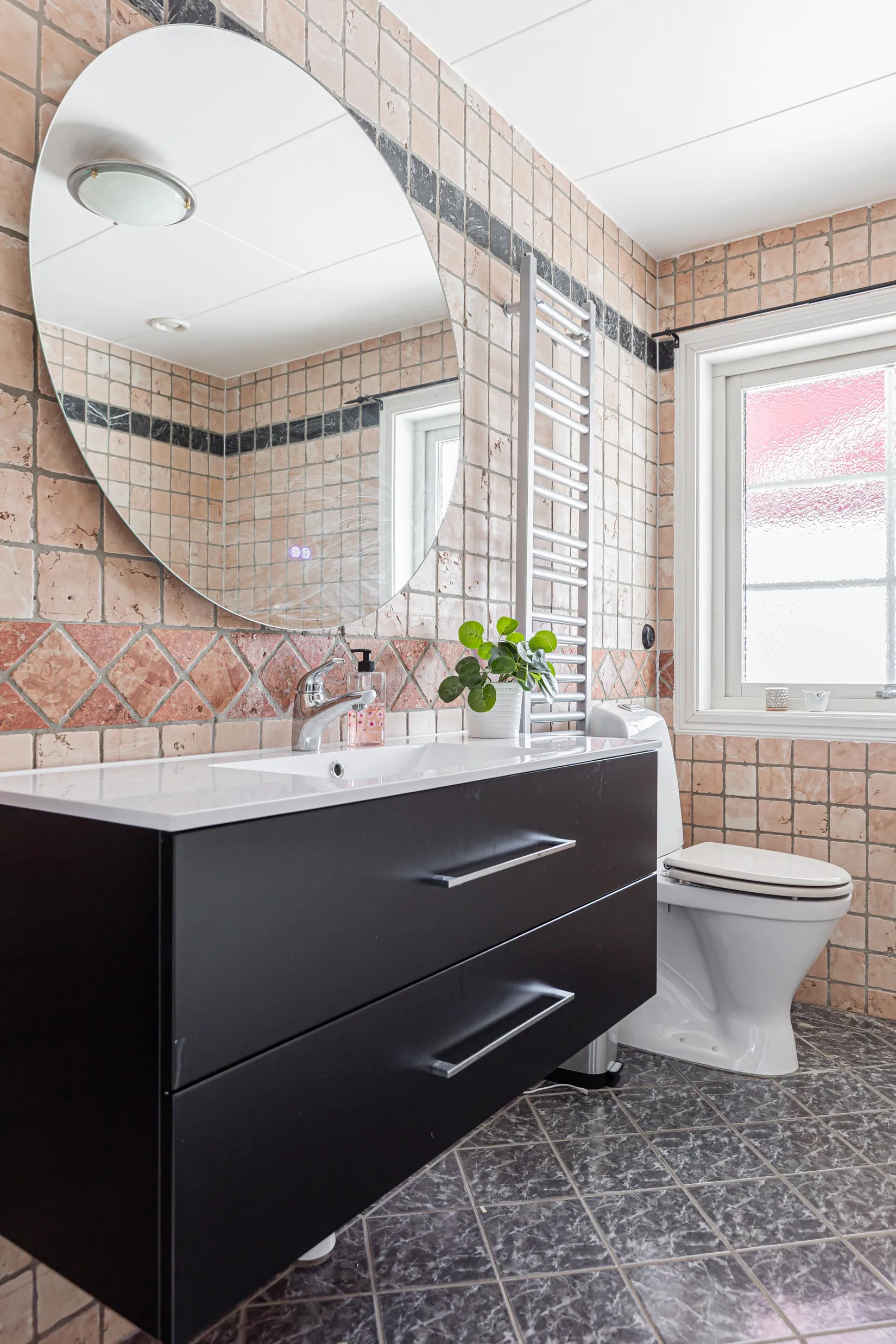 Villa, Medelpadsvägen 5, Norra Gryta, Västerås