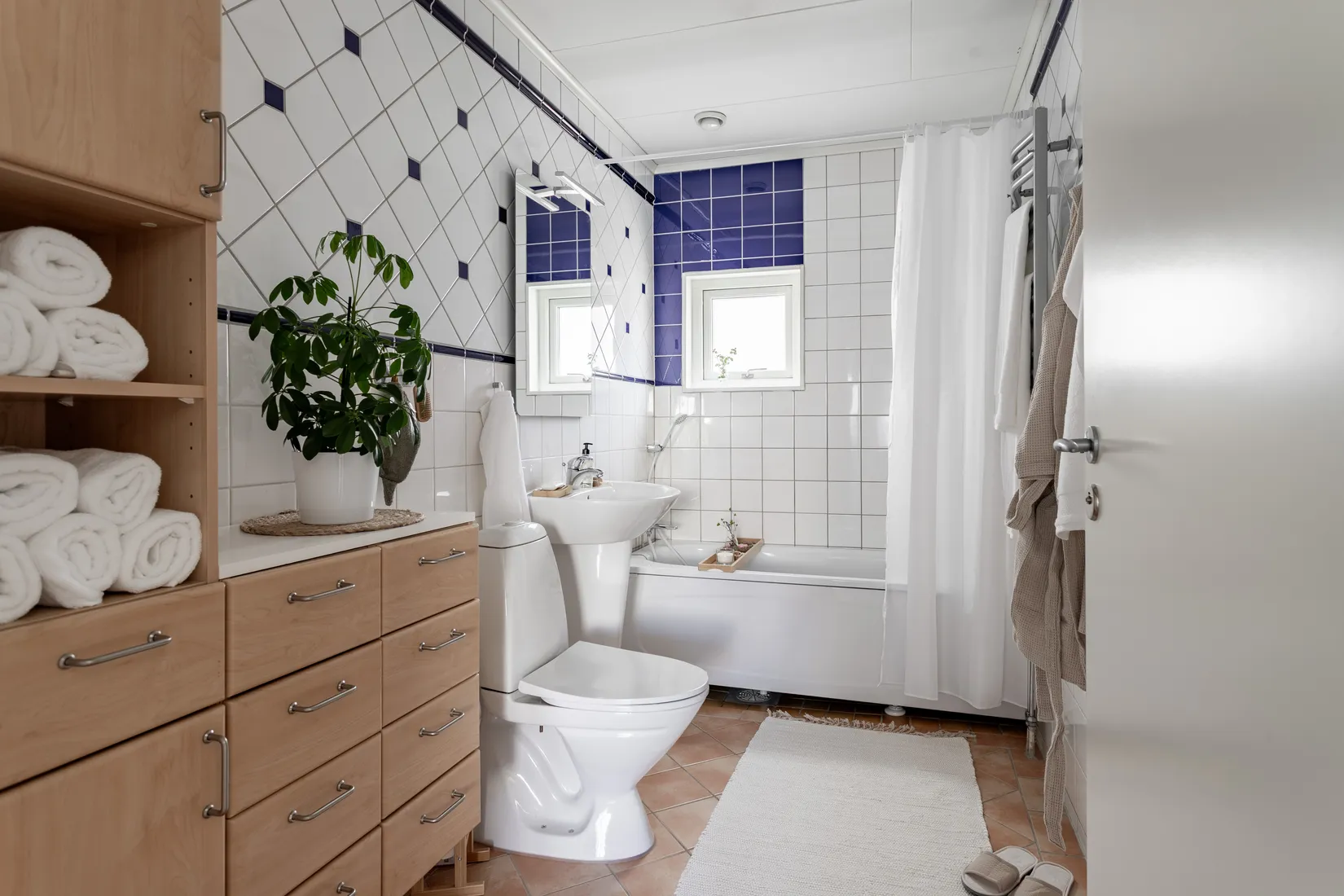 Villa, Radhus, Prostkvarnsgatan 66, Sveahäll, Jönköping