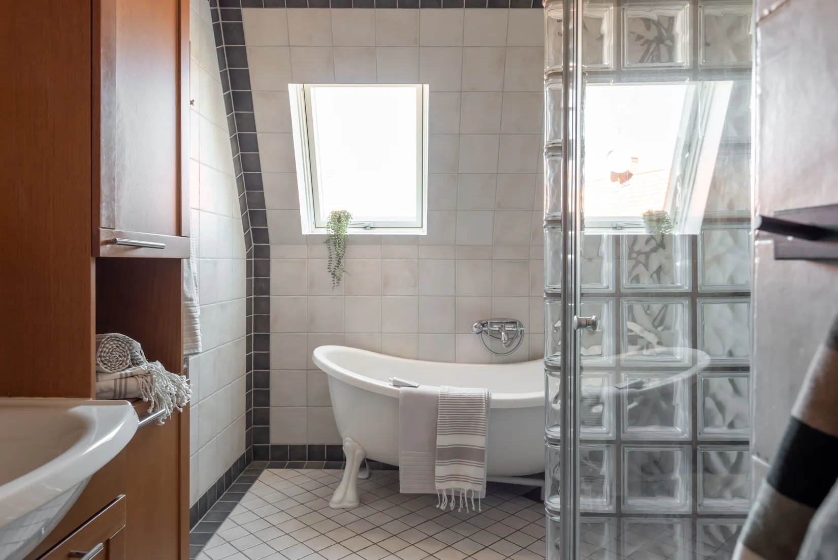 Villa, Oskarsvägen 39, Öster, Örebro