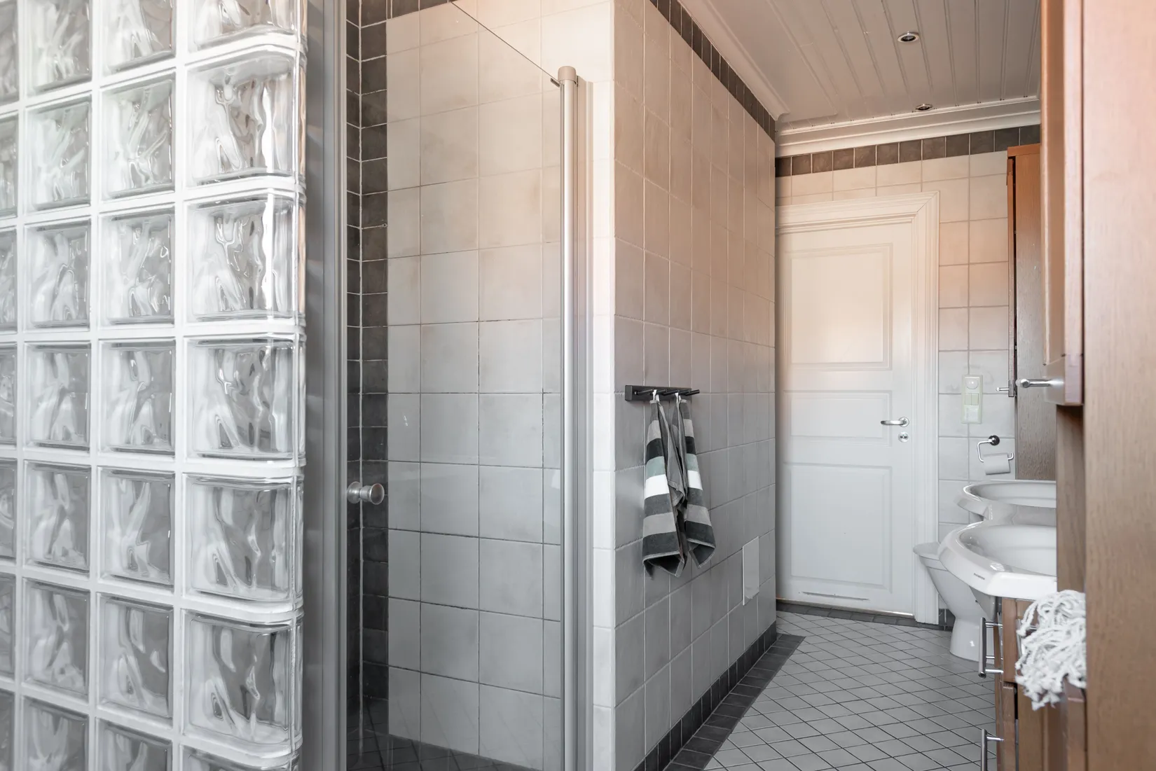 Villa, Oskarsvägen 39, Öster, Örebro