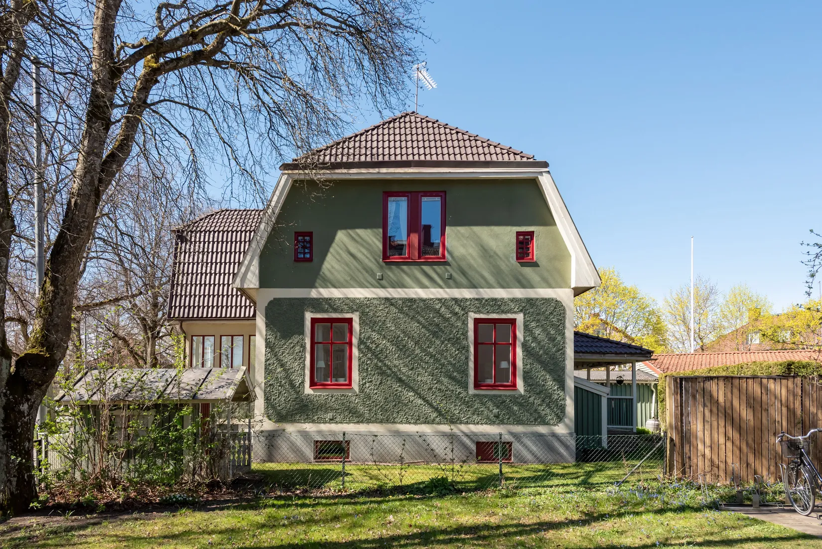 Villa, Oskarsvägen 39, Öster, Örebro