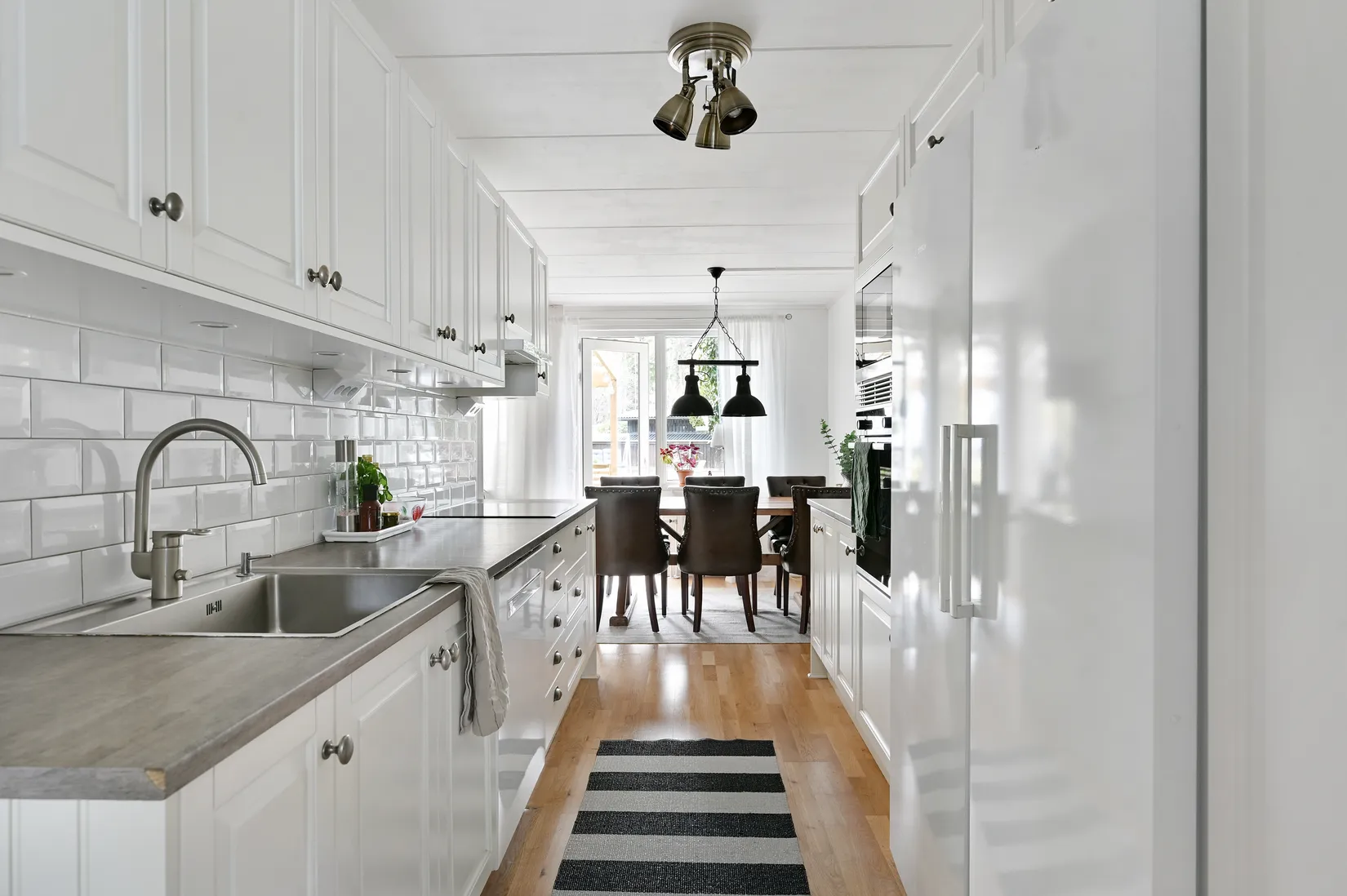 Villa, Radhus, Akvarievägen 11, Tyresö