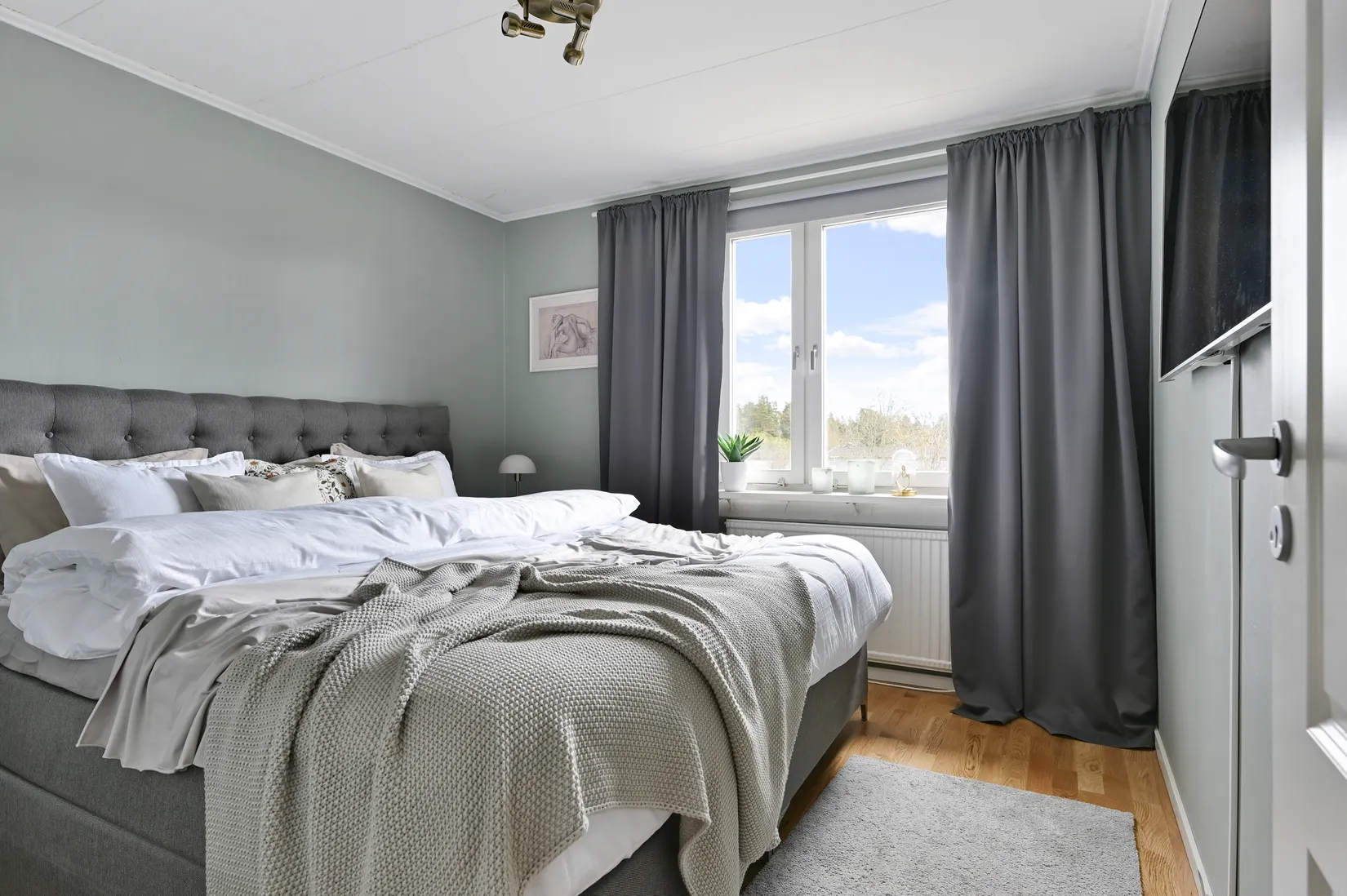 Villa, Radhus, Akvarievägen 11, Tyresö