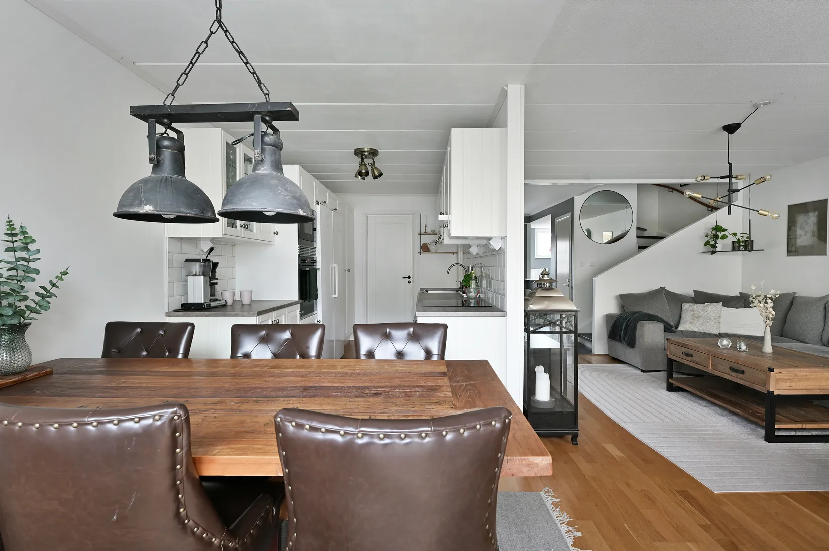 Villa, Radhus, Akvarievägen 11, Tyresö