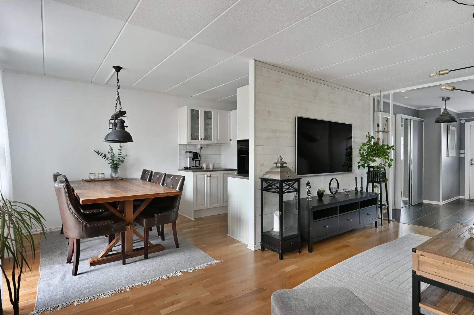 Villa, Radhus, Akvarievägen 11, Tyresö