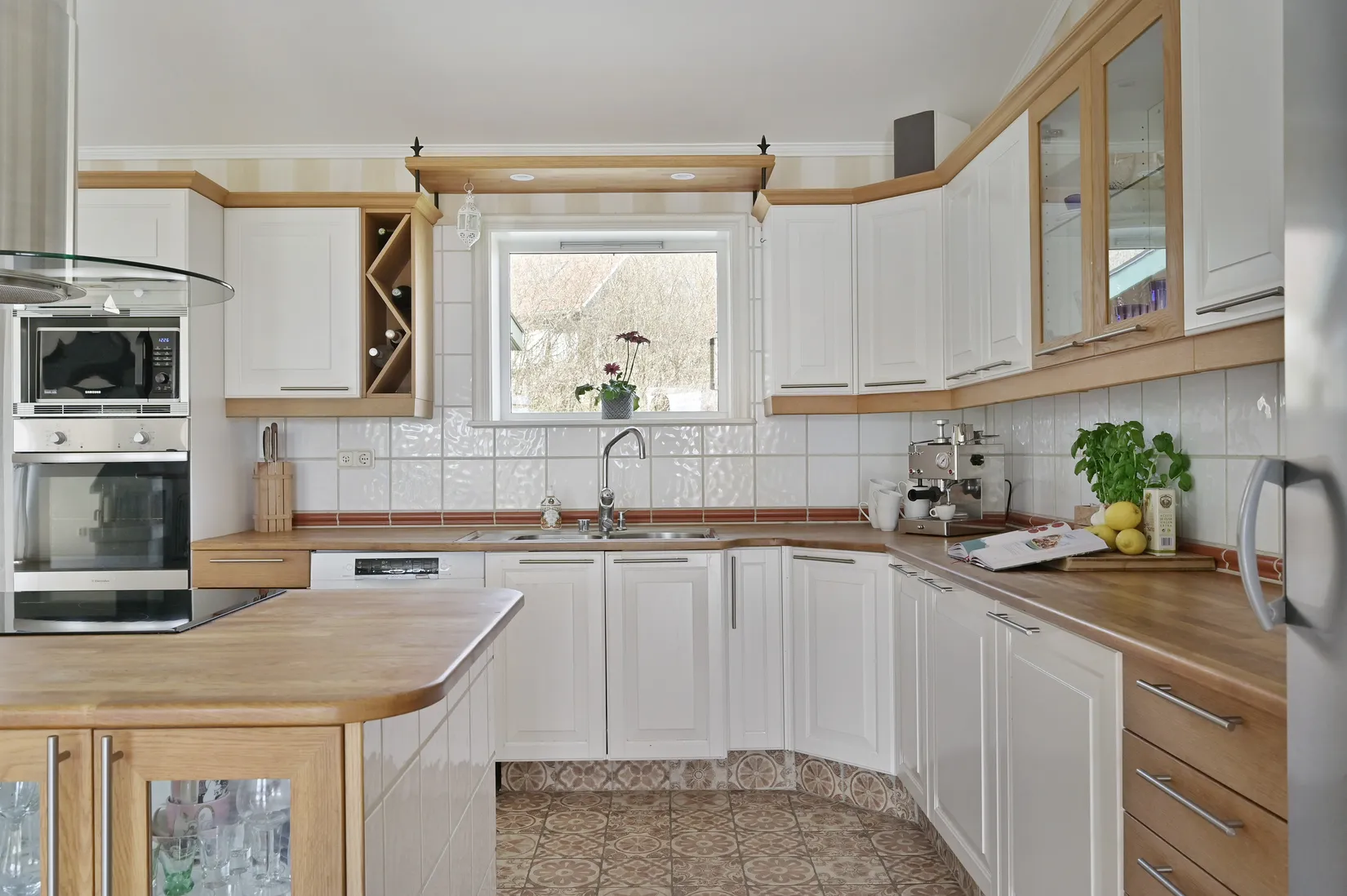 Villa, Skoghemsvägen 18, Ekerö