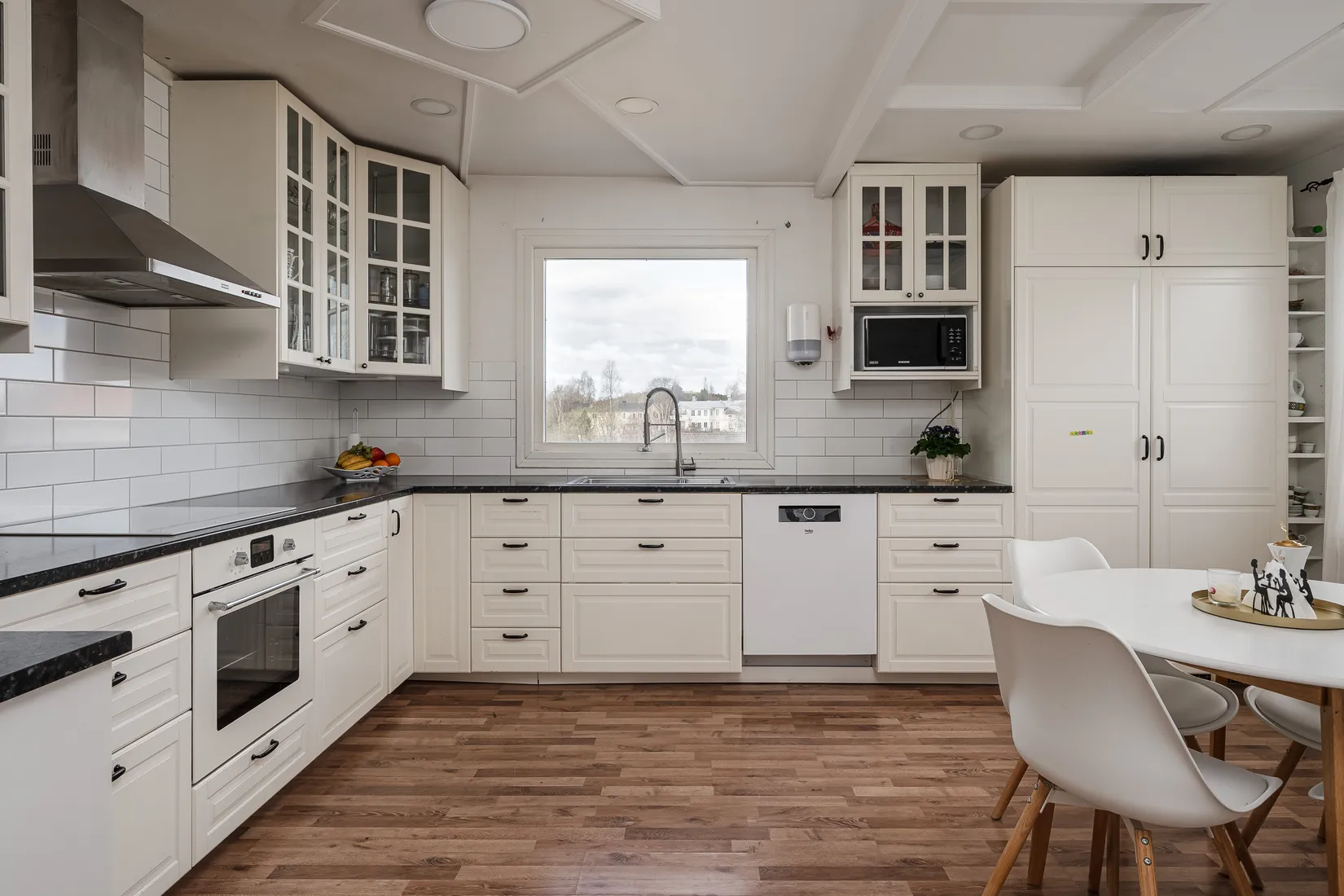 Villa, Institutsgatan 31, Gådeåstaden, Härnösand