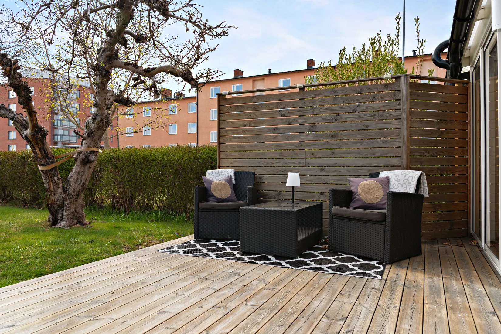 Radhus, Odingatan 26, Kungsängen, Sala