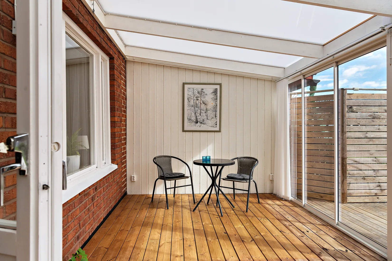 Radhus, Odingatan 26, Kungsängen, Sala