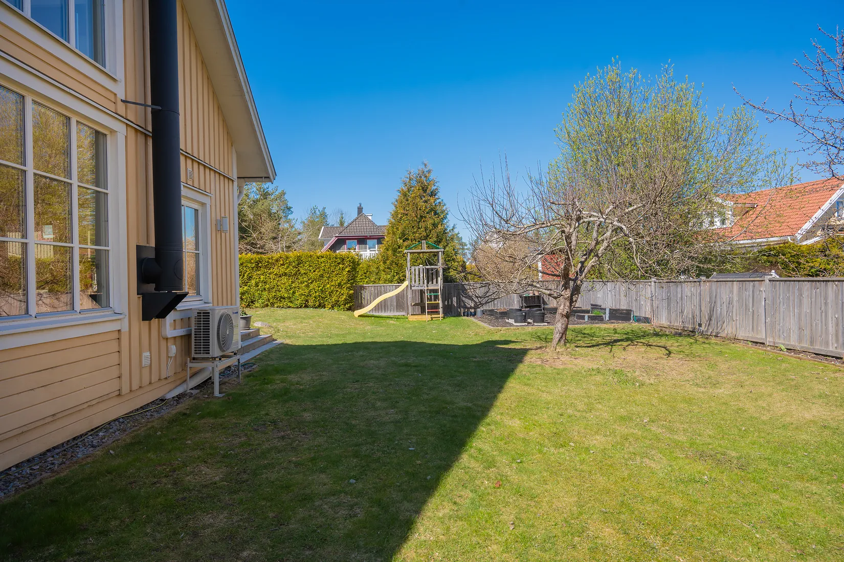 Radhus, Laggkärlsvägen 32A, Huddinge - Kästa, Huddinge