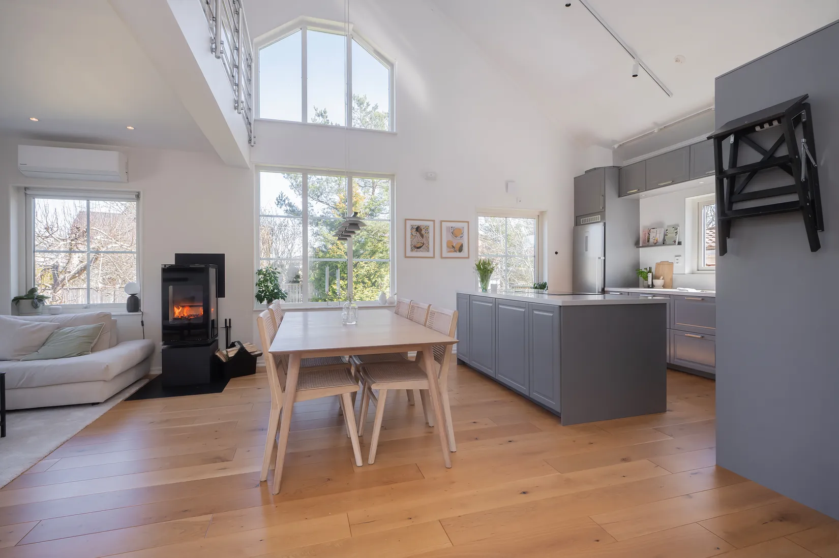 Radhus, Laggkärlsvägen 32A, Huddinge - Kästa, Huddinge