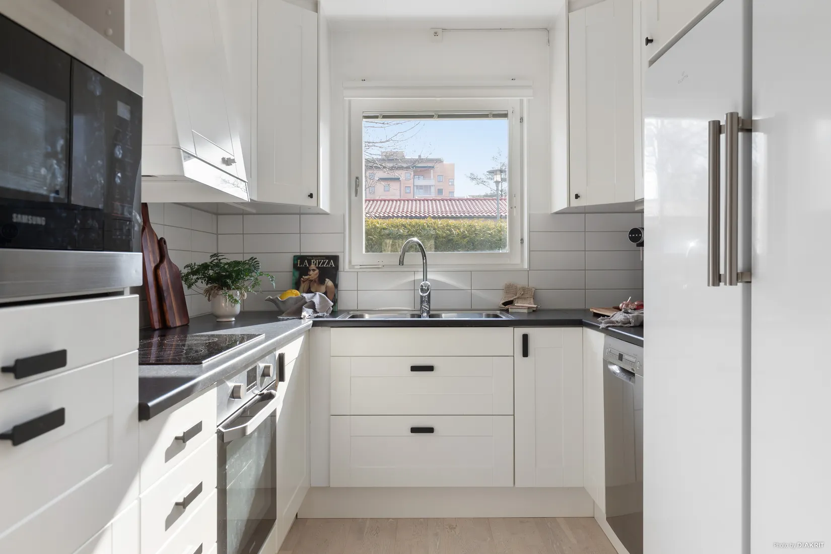 Radhus, Medikamentgatan 12, Hammerö, Kungsbacka