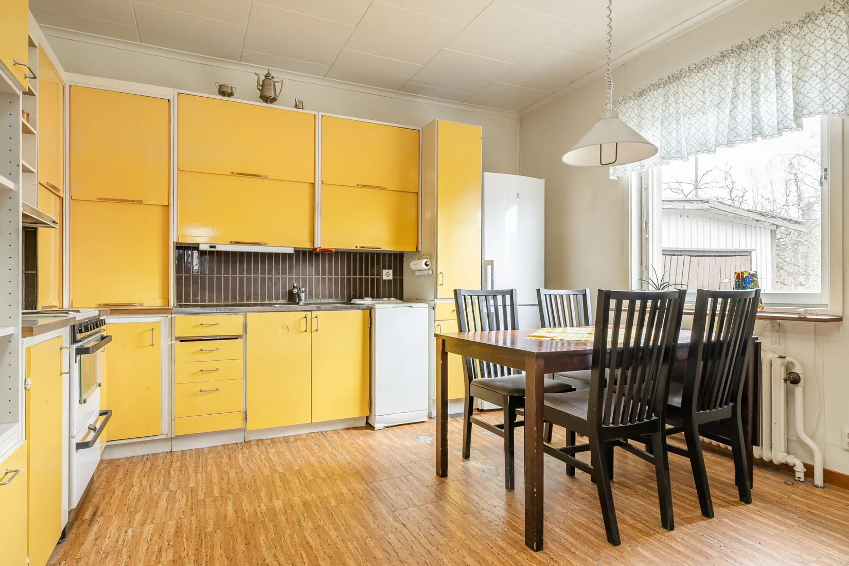 Villa, Parkgatan 28, Hälletorp/Bondsjöstaden, Härnösand