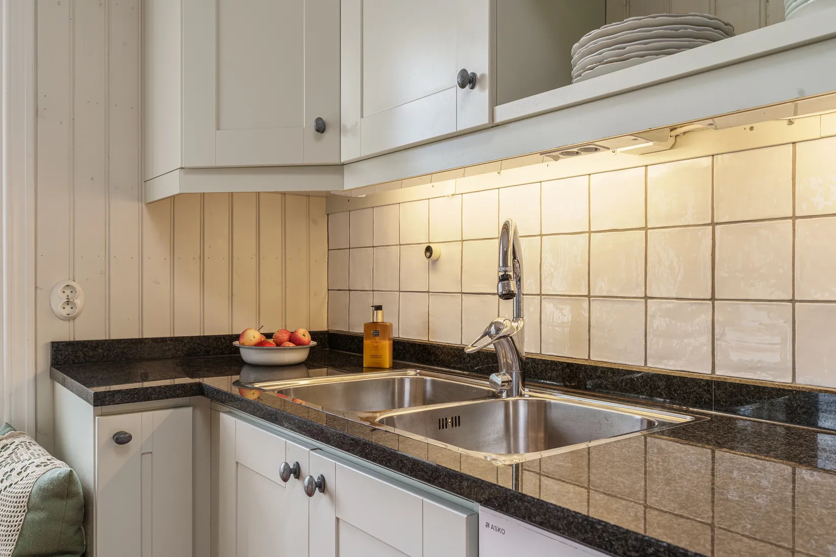 Villa, Verkstadsvägen 44, Verkstadsön, Motala