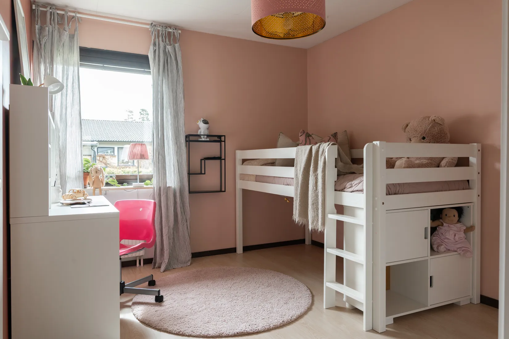 Villa, Glimmervägen 4, Duvhällarna, Hallstahammar