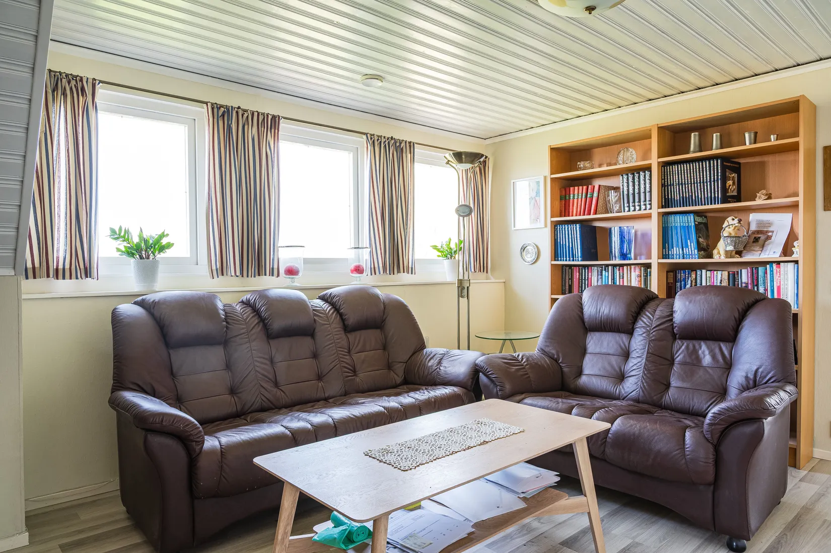 Villa, Korsgatan 16, Centrala Kvänum, Vara