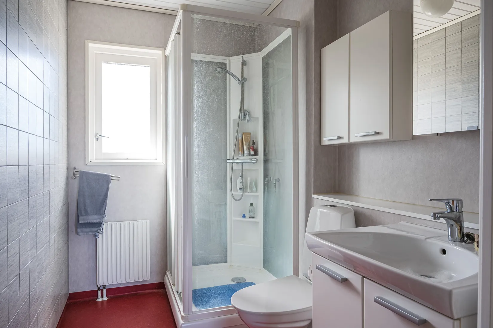 Villa, Korsgatan 16, Centrala Kvänum, Vara