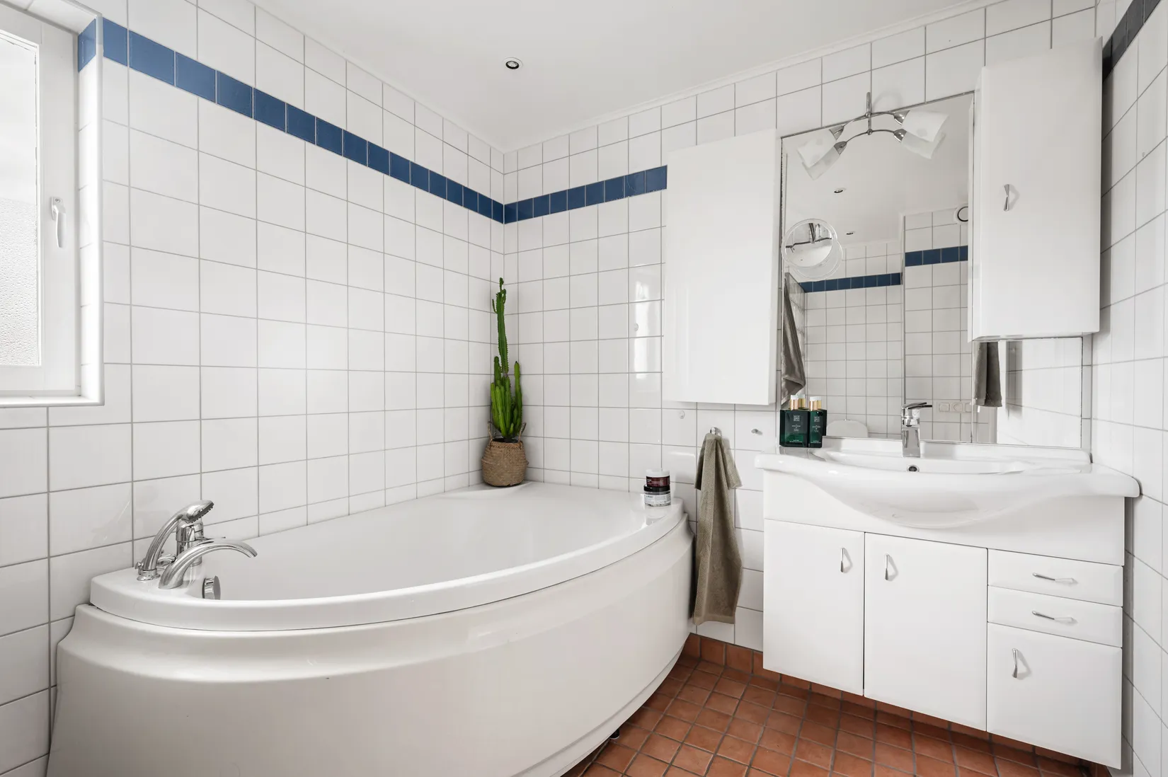 Villa, Sidenvägen 22, Kungsängen/Brunna, Upplands-Bro