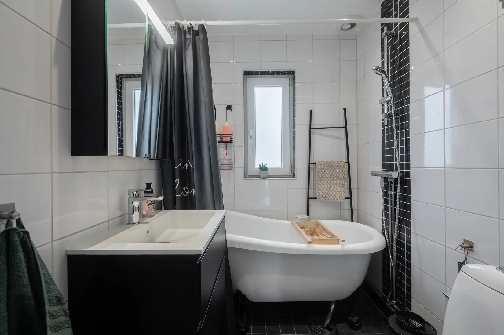 Villa, Borgvägen 18, Trollbäcken, Tyresö