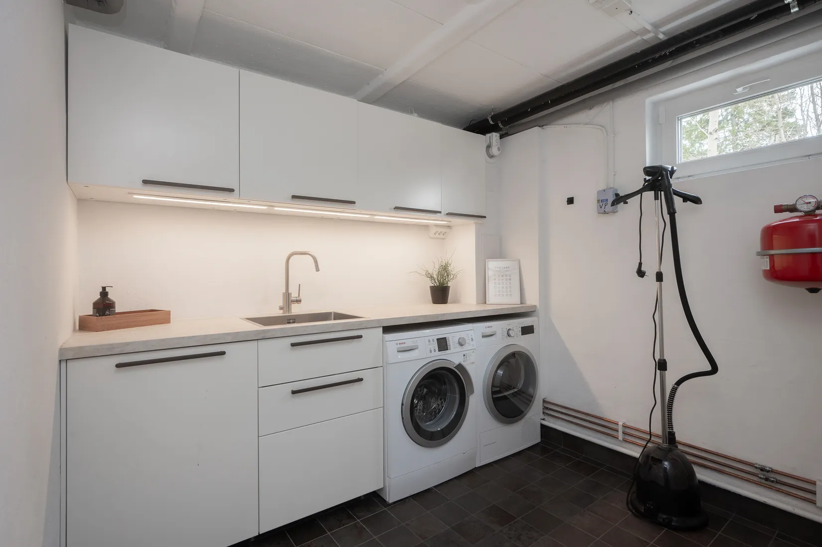 Villa, Borgvägen 18, Trollbäcken, Tyresö