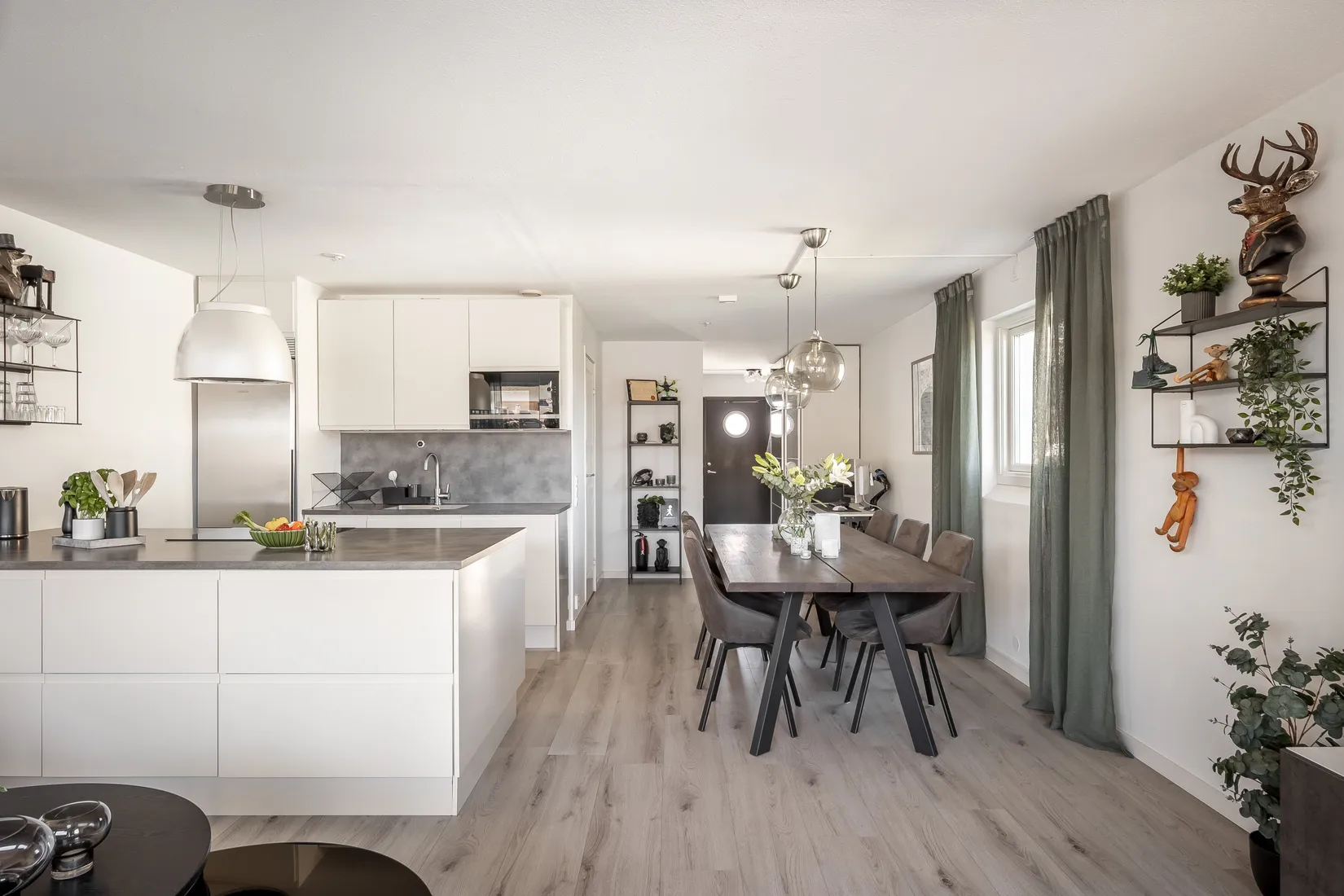 Radhus, Tussilagovägen 16H, Dälderna, Skövde